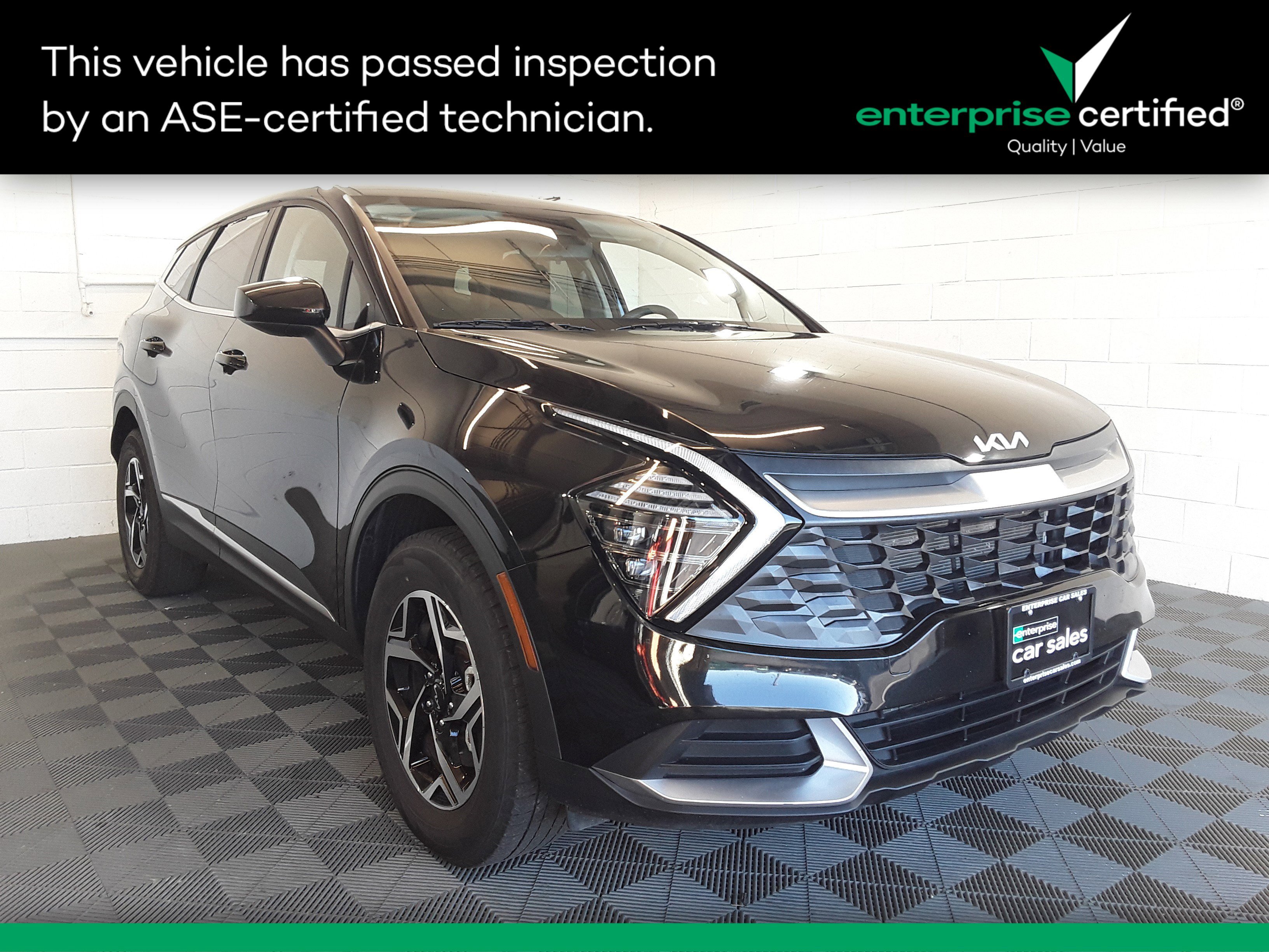 Used 2024 Kia Sportage LX AWD