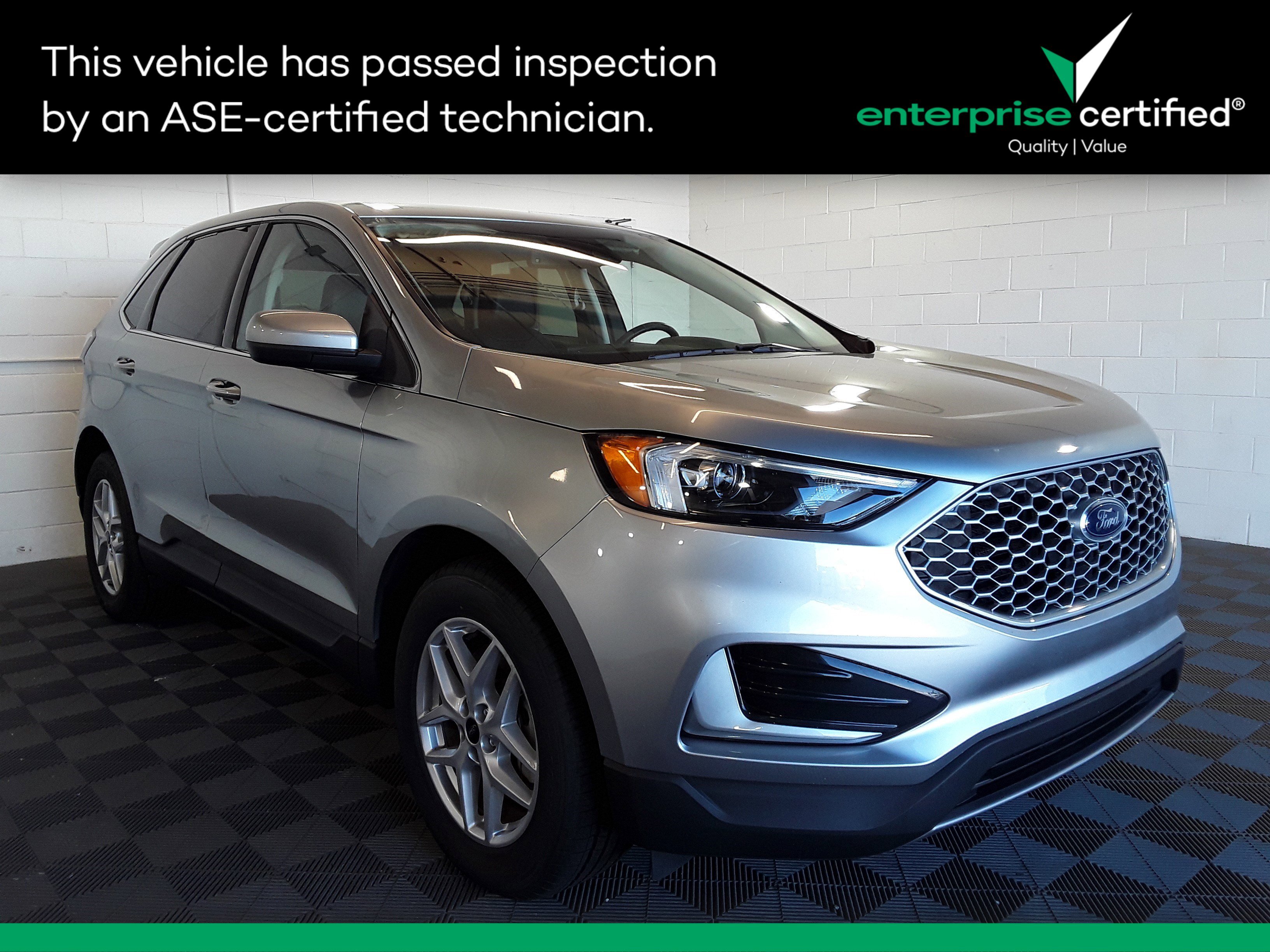 Used 2024 Ford Edge SEL AWD