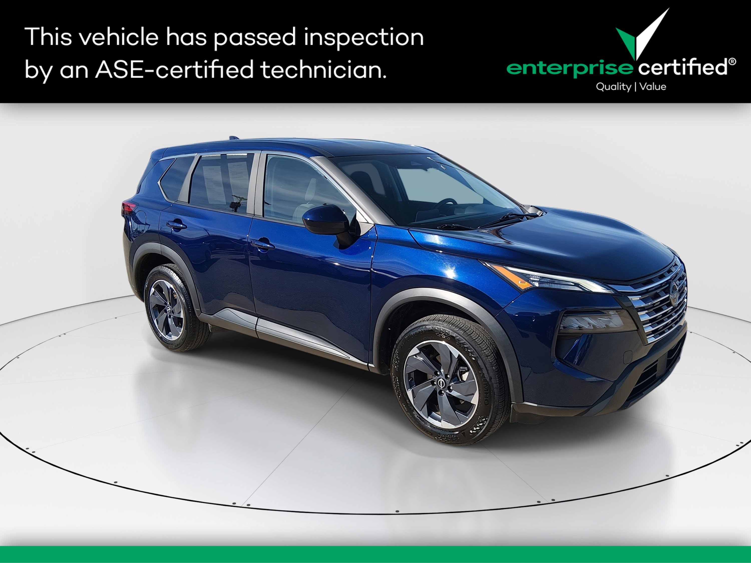 2024 Nissan Rogue SV's photo