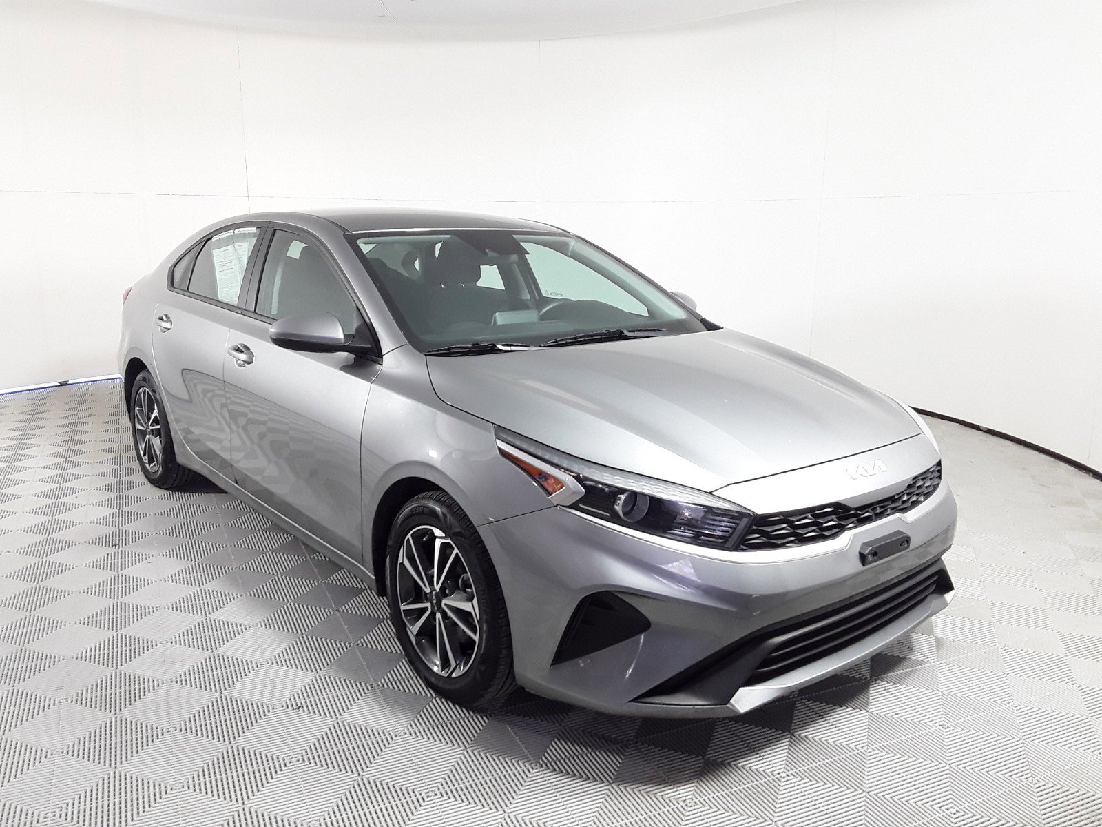 2022 Kia Forte LXS IVT