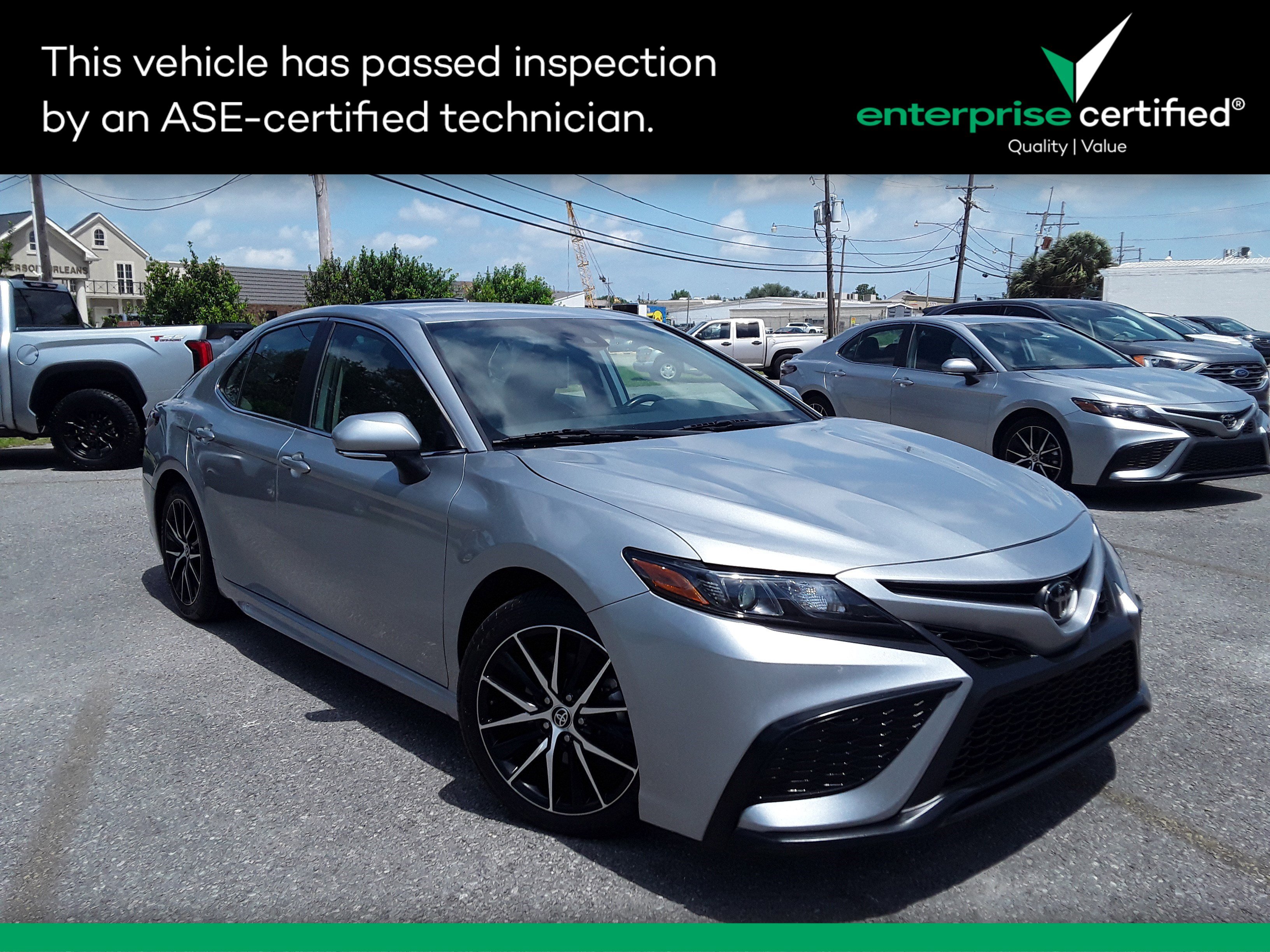 2023 Toyota Camry SE Auto