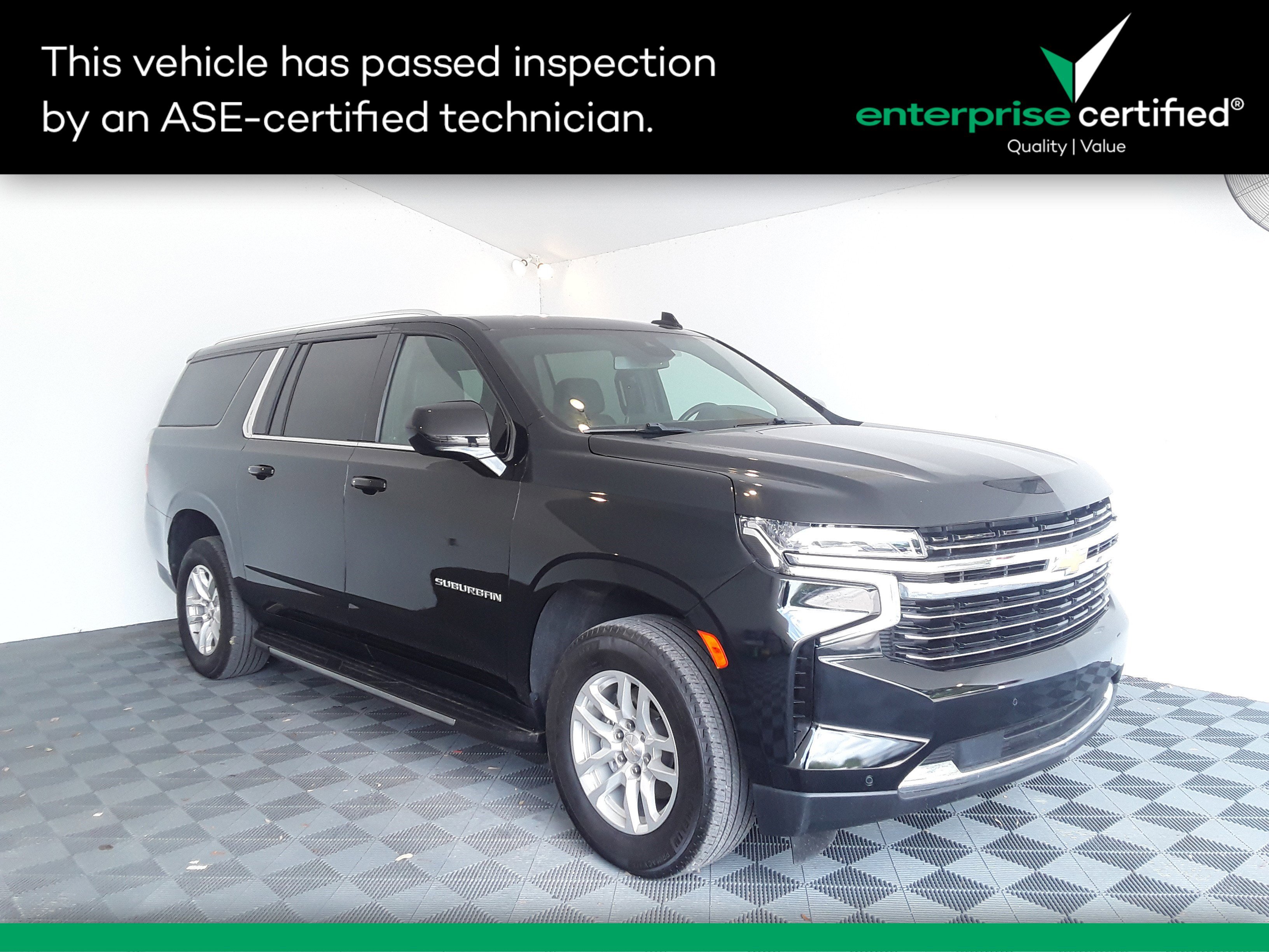 2023 Chevrolet Suburban 2WD 4dr LT