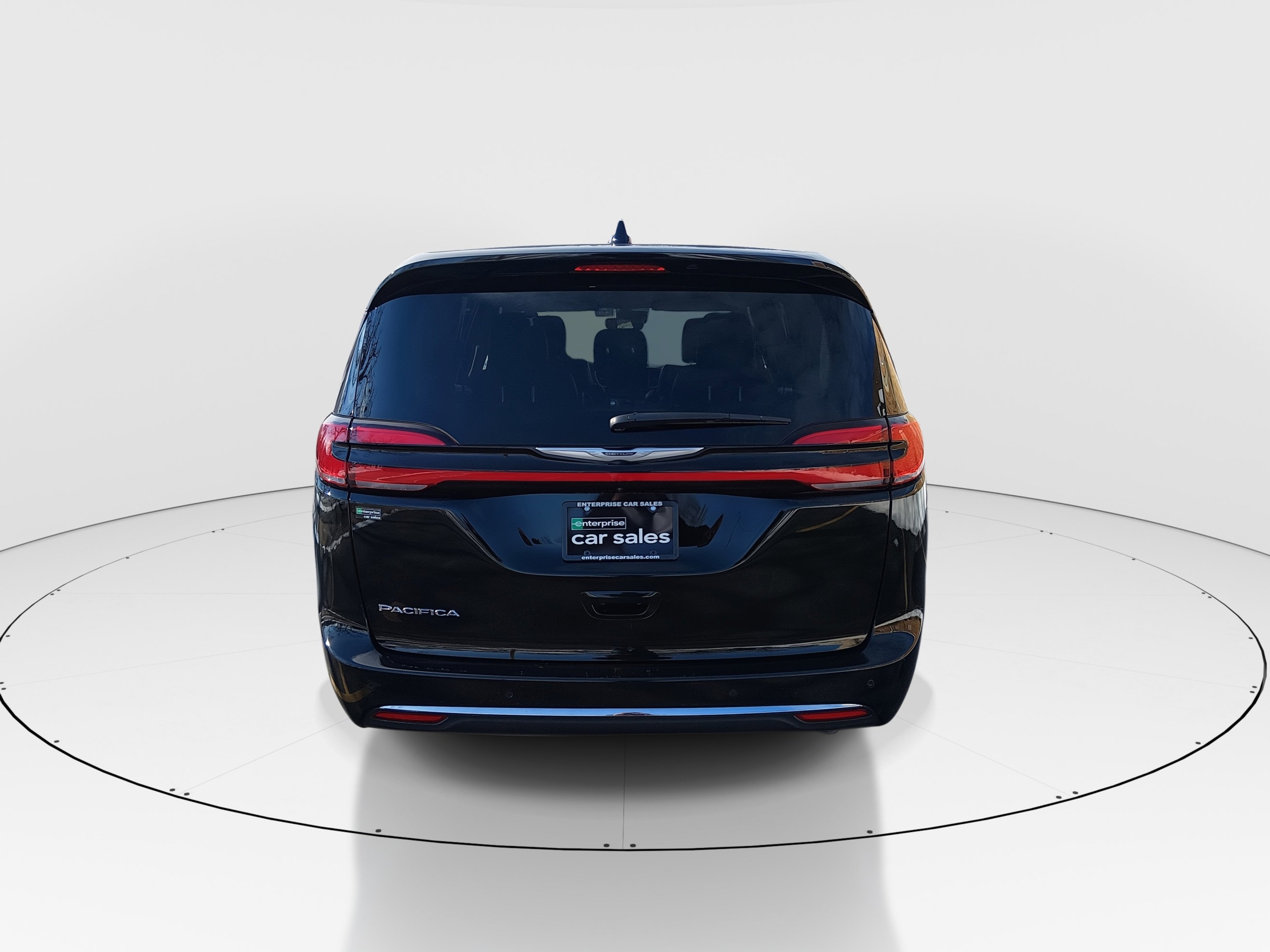 Image of Used 2024 Chrysler Pacifica Touring L FWD