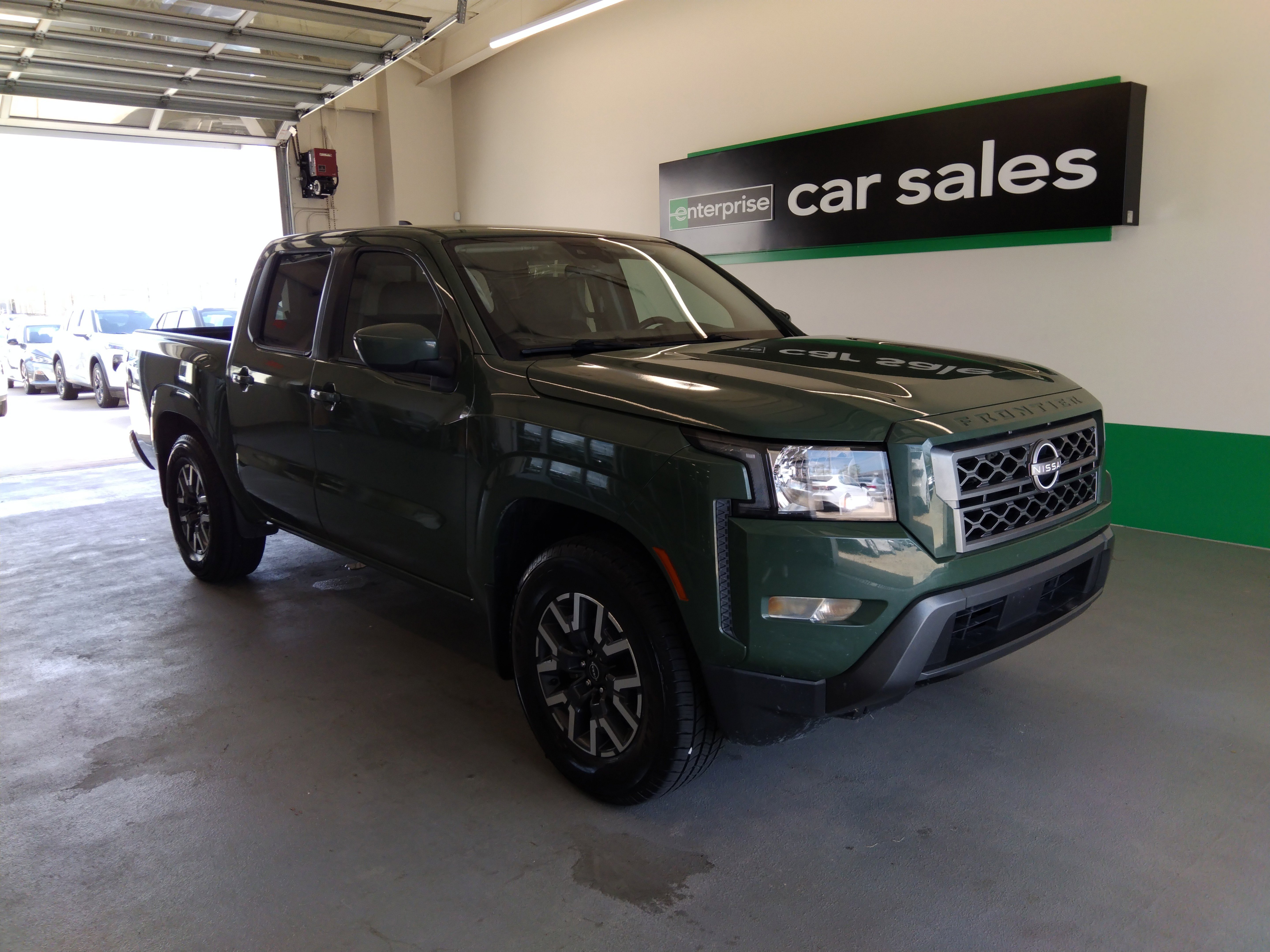 2022 Nissan Frontier Crew Cab 4x2 SV Auto