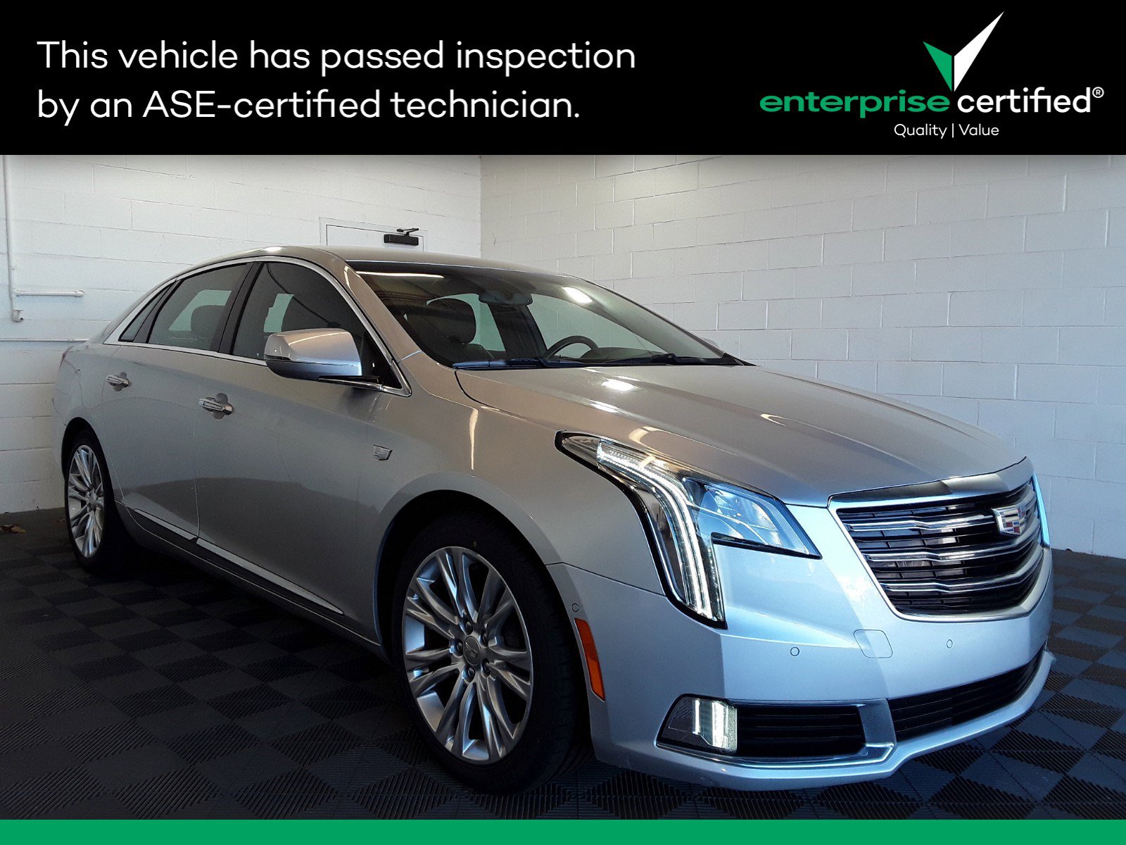 2018 Cadillac XTS 4dr Sdn Luxury FWD