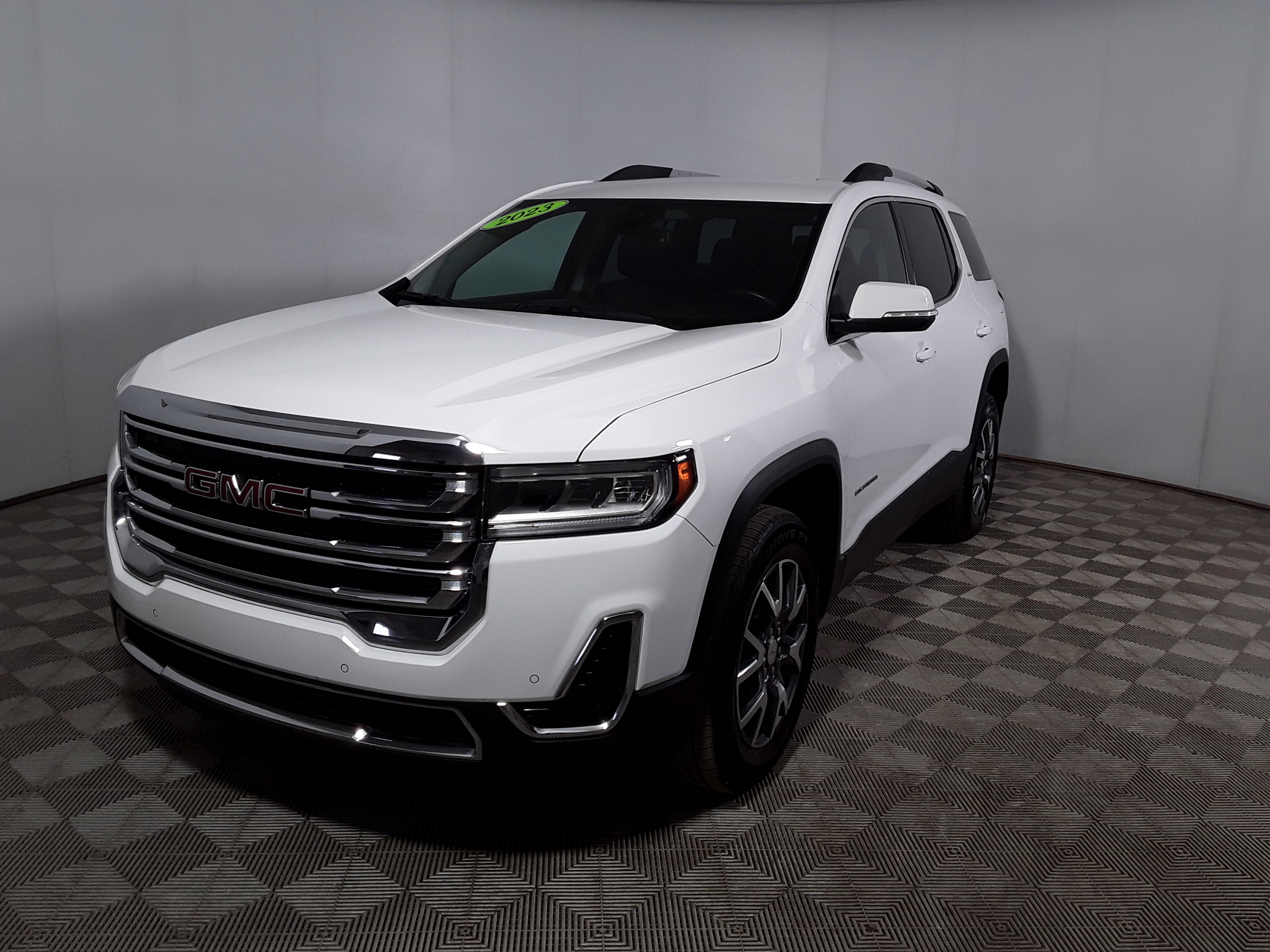 Image 7 of Used 2023 GMC Acadia FWD 4dr SLT