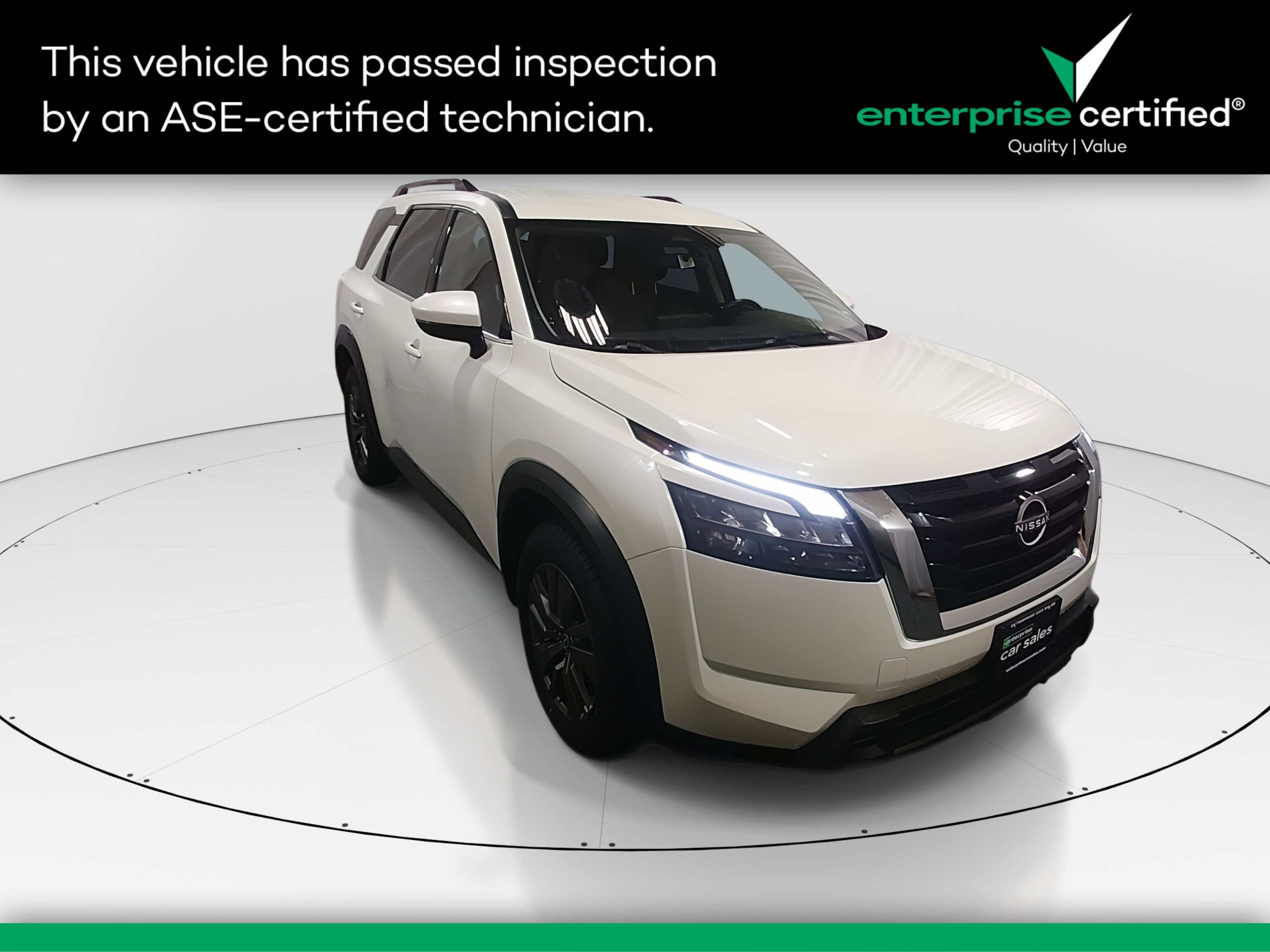 Used 2024 Nissan Pathfinder SV 4WD