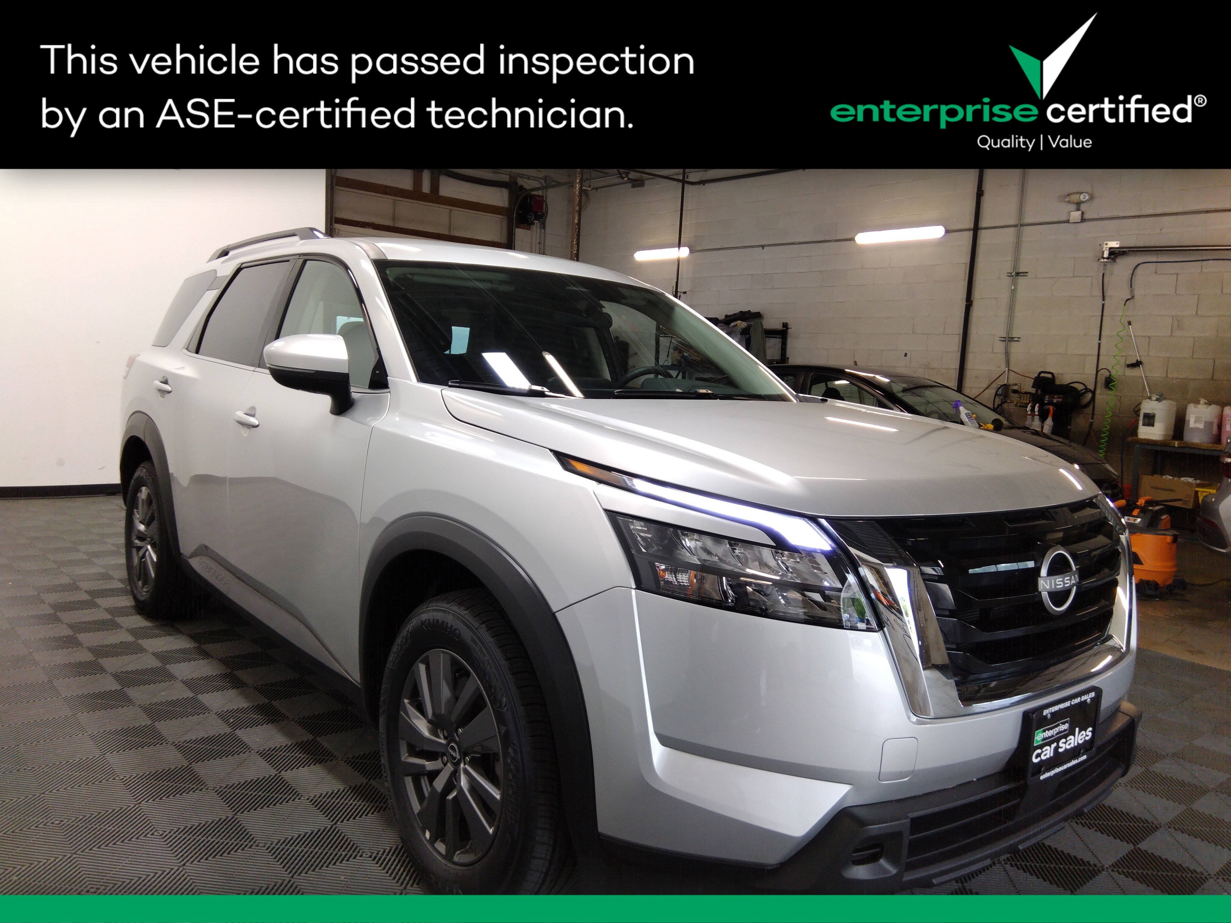 2024 Nissan Pathfinder SV 4WD