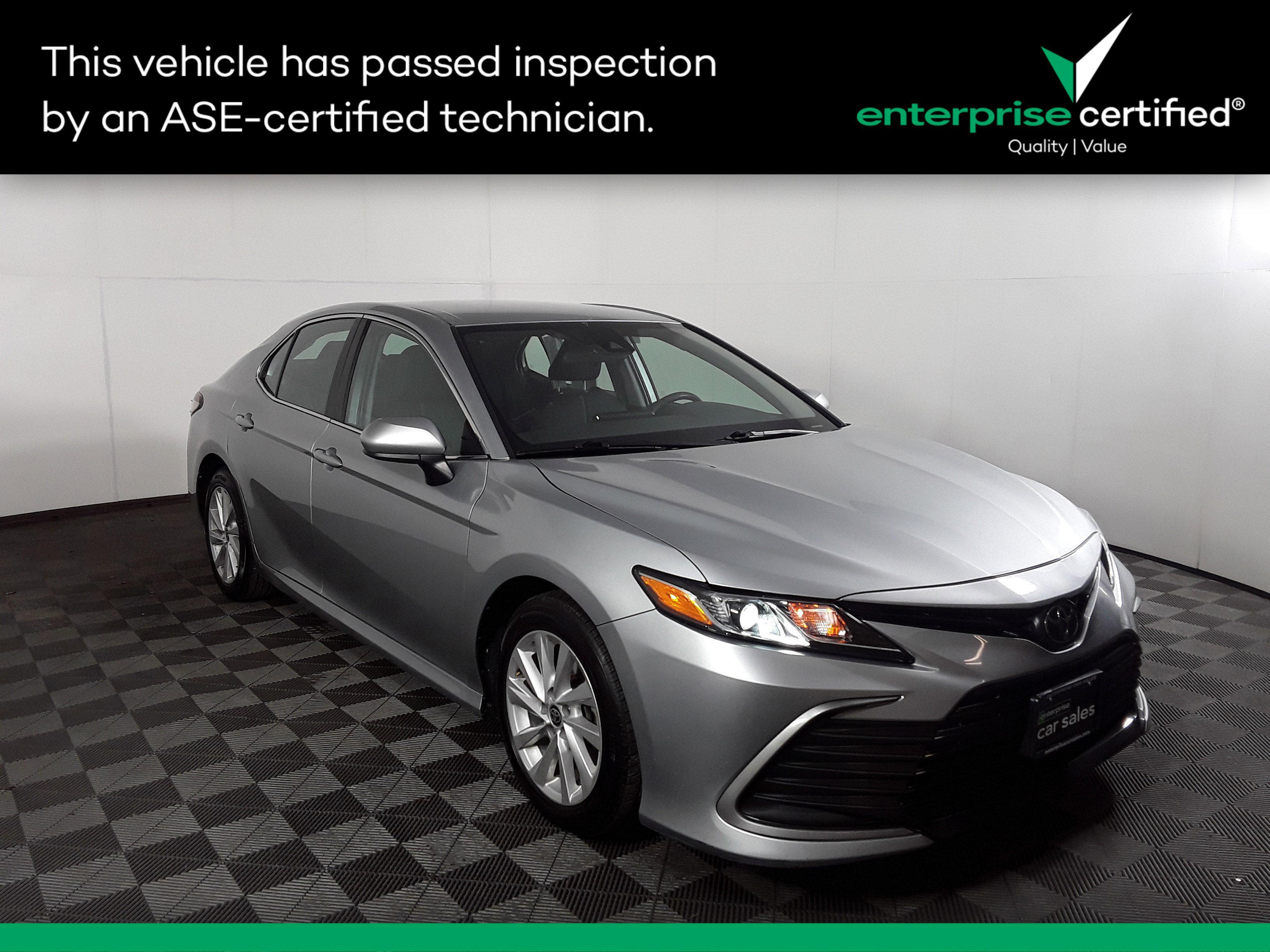 2022 Toyota Camry LE Auto