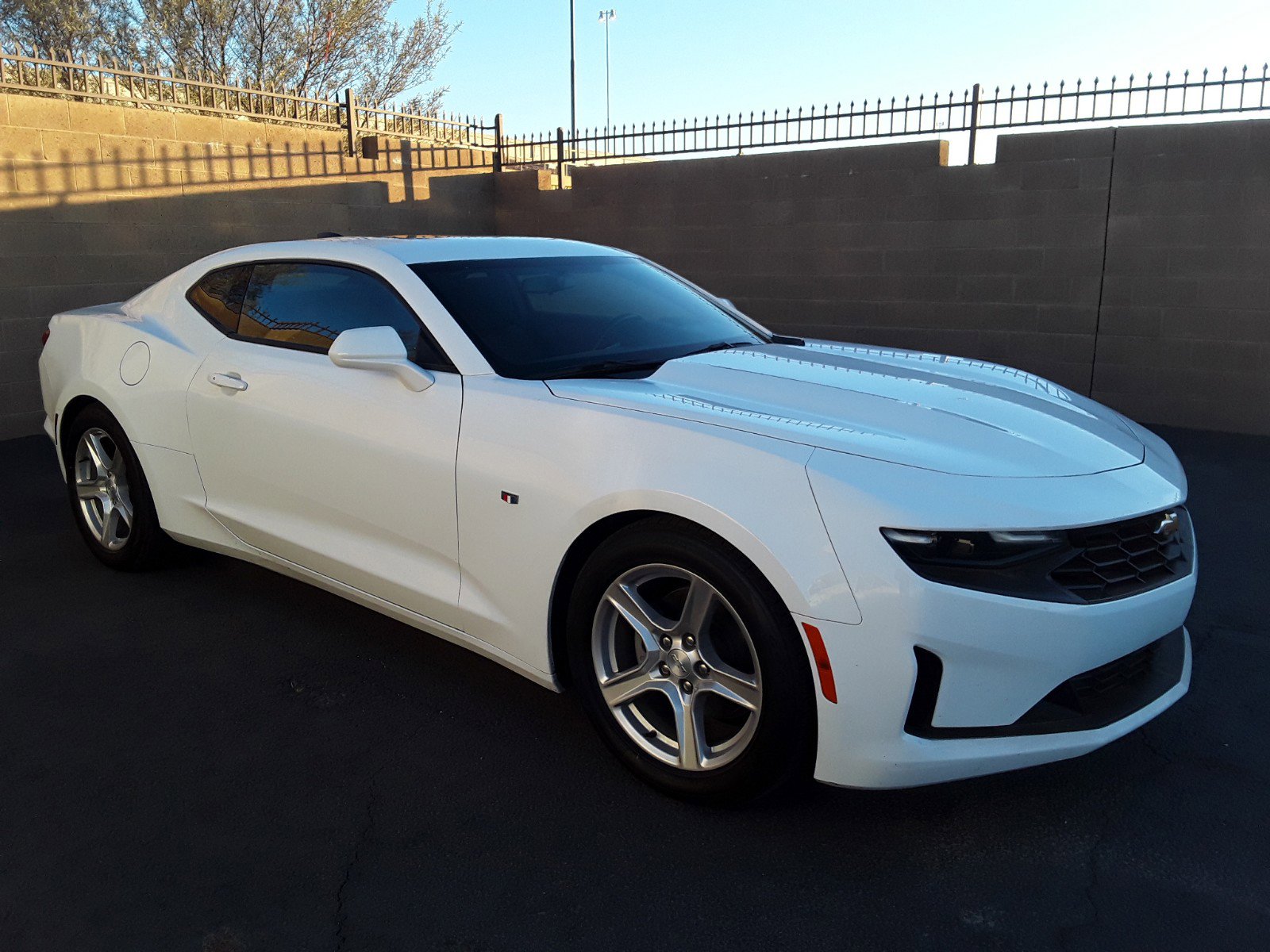 2023 Chevrolet Camaro 2dr Cpe 1LT