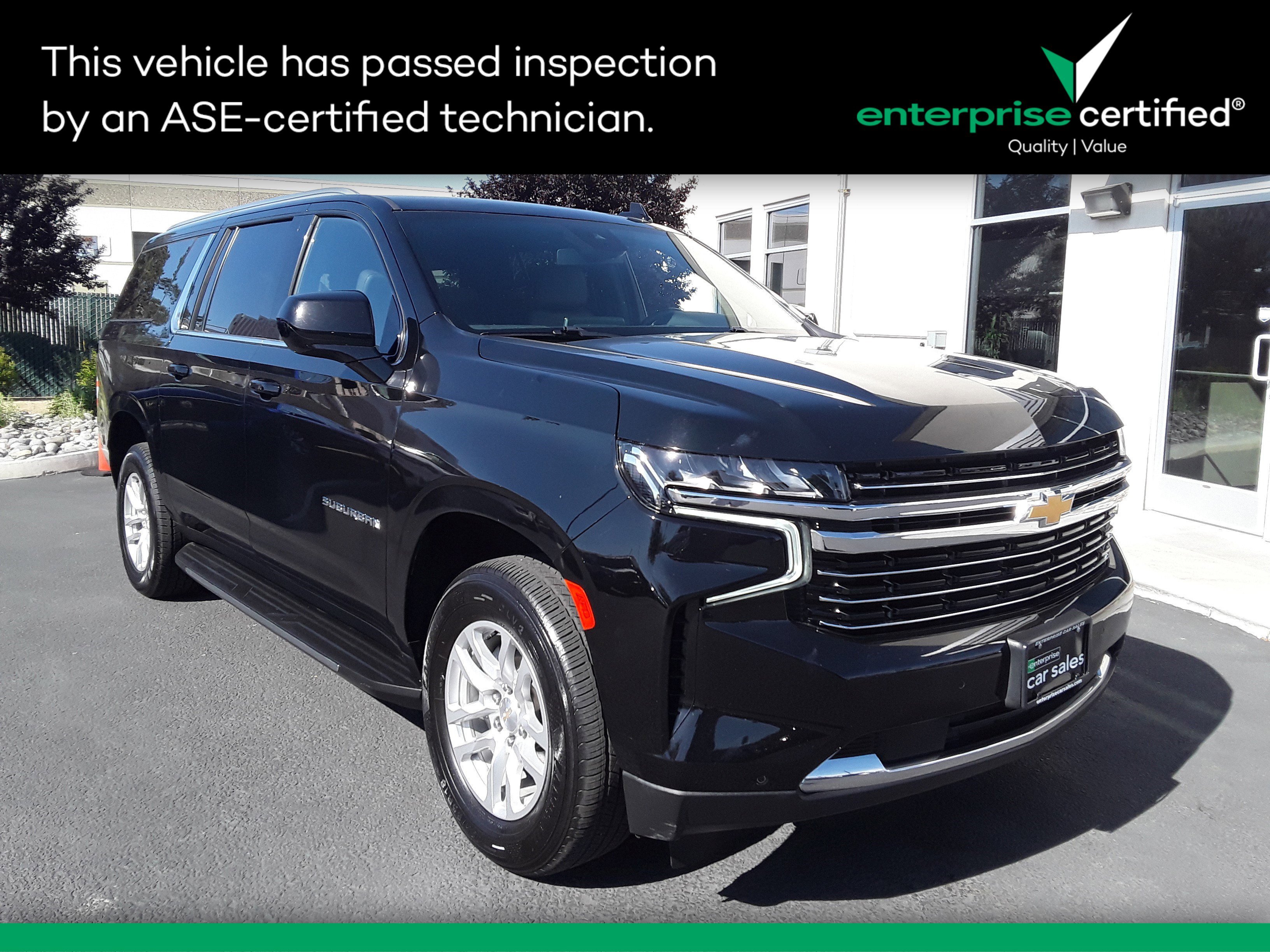 2023 Chevrolet Suburban 4WD 4dr LT