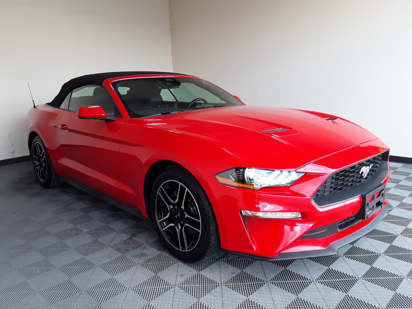 2022 Ford Mustang EcoBoost Convertible