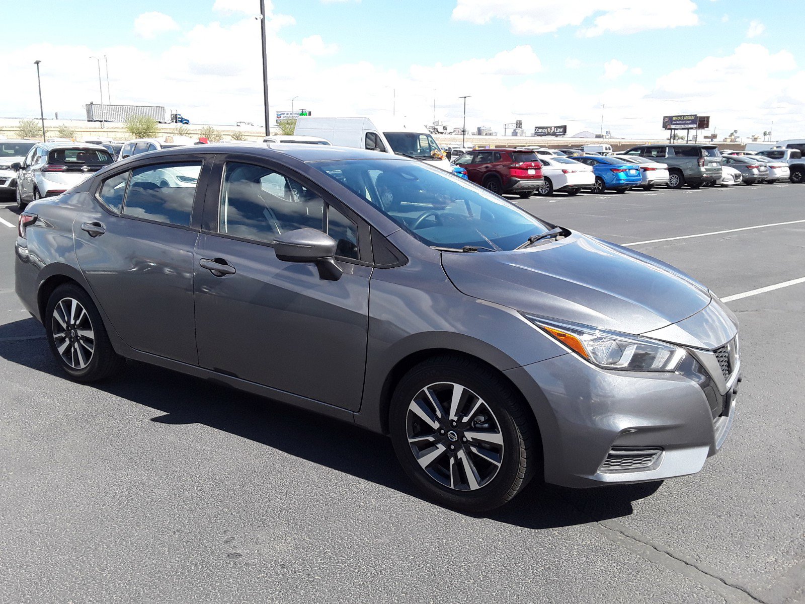 2021 Nissan Versa SV CVT