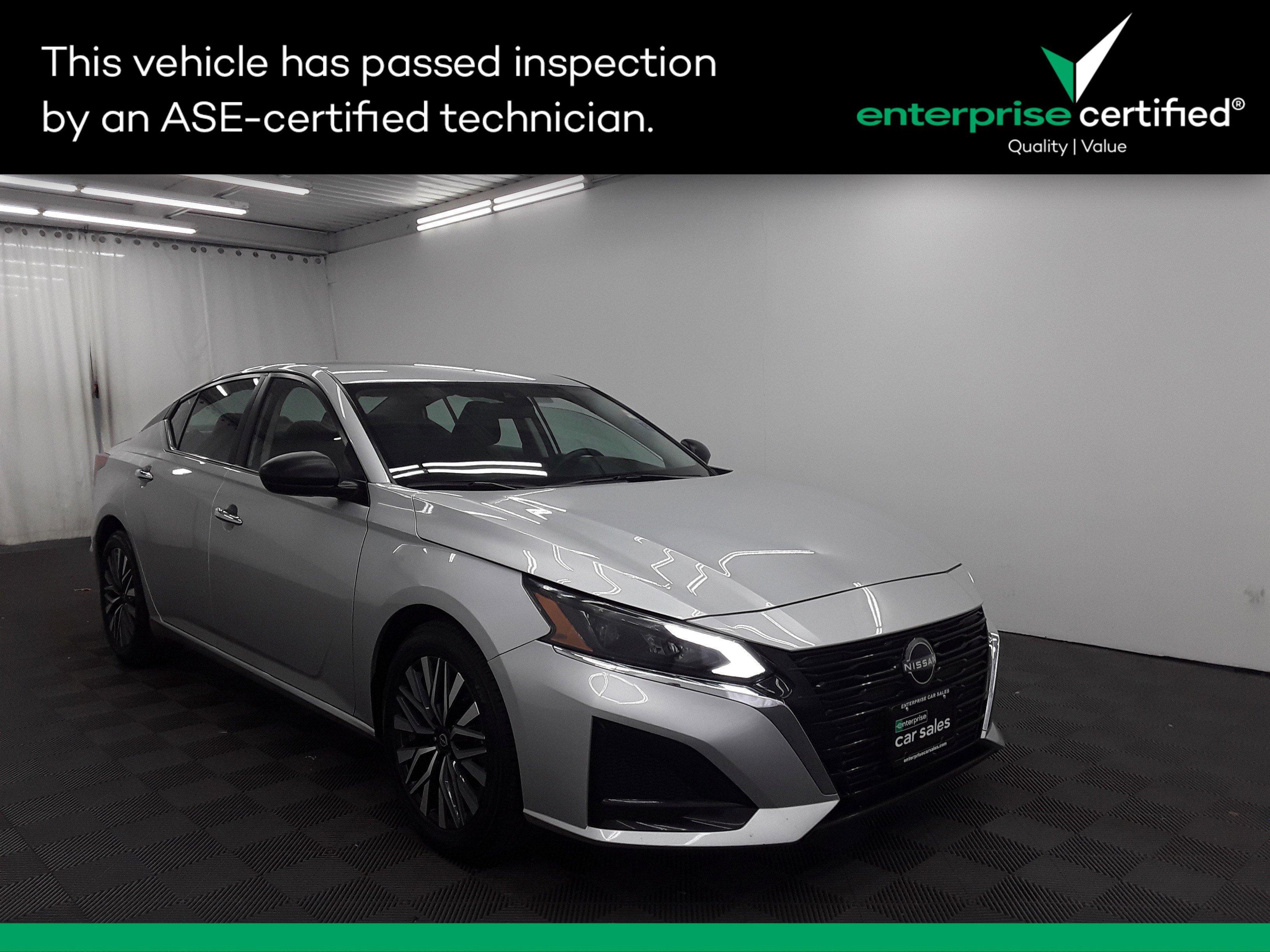 Used 2024 Nissan Altima 2.5 SV Sedan