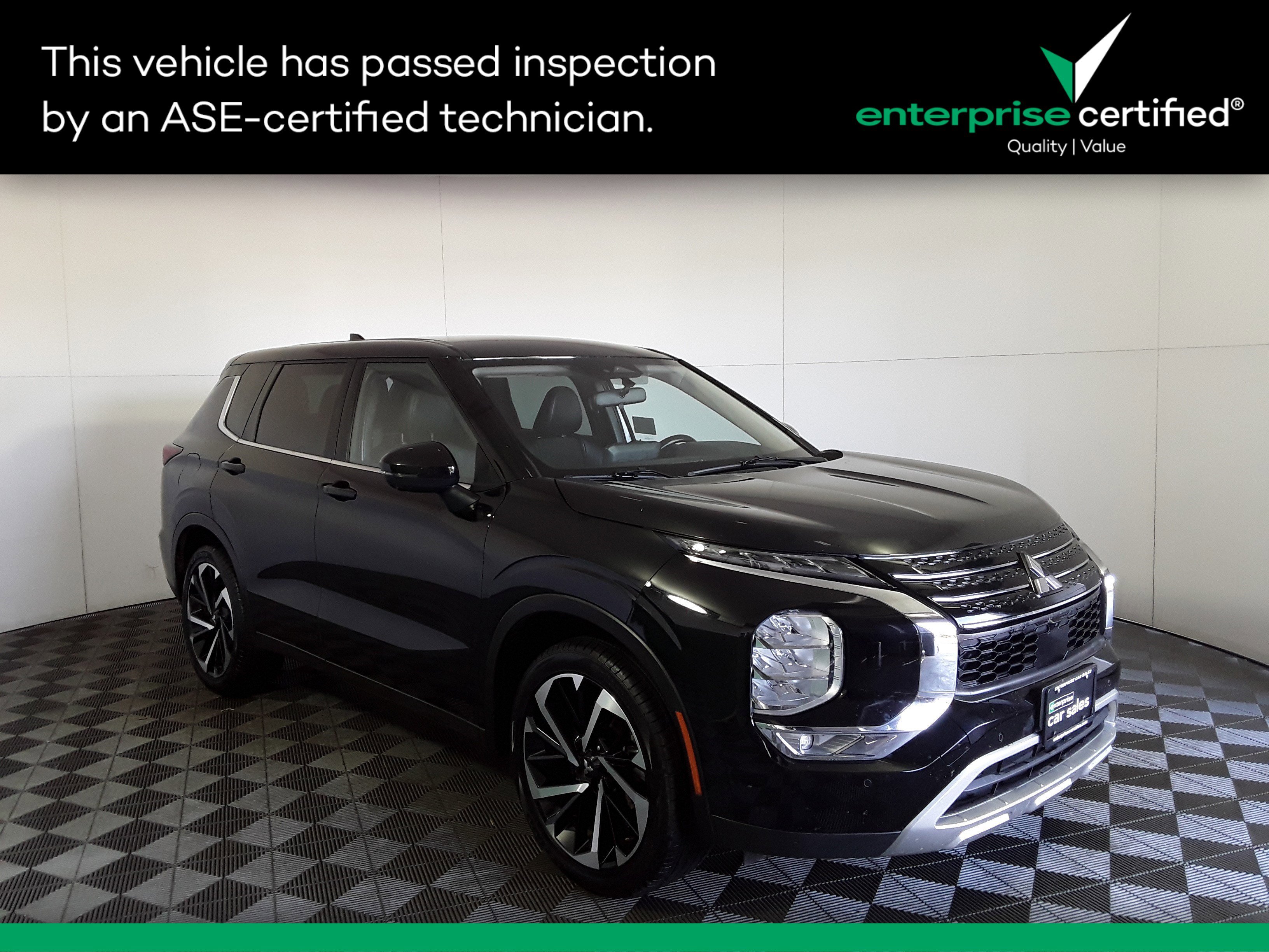 Used 2024 Mitsubishi Outlander SE S-AWC