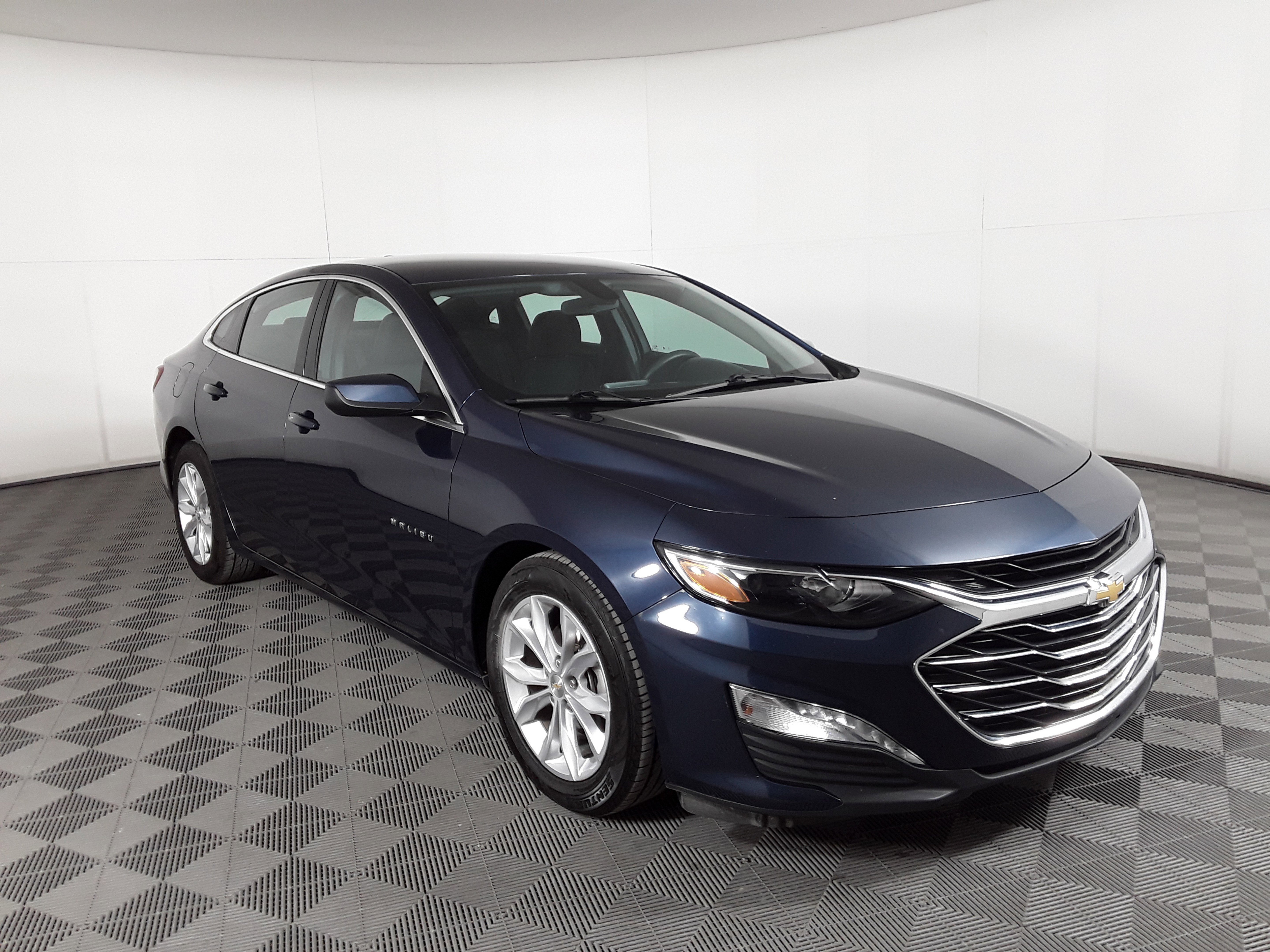 2022 Chevrolet Malibu 4dr Sdn LT