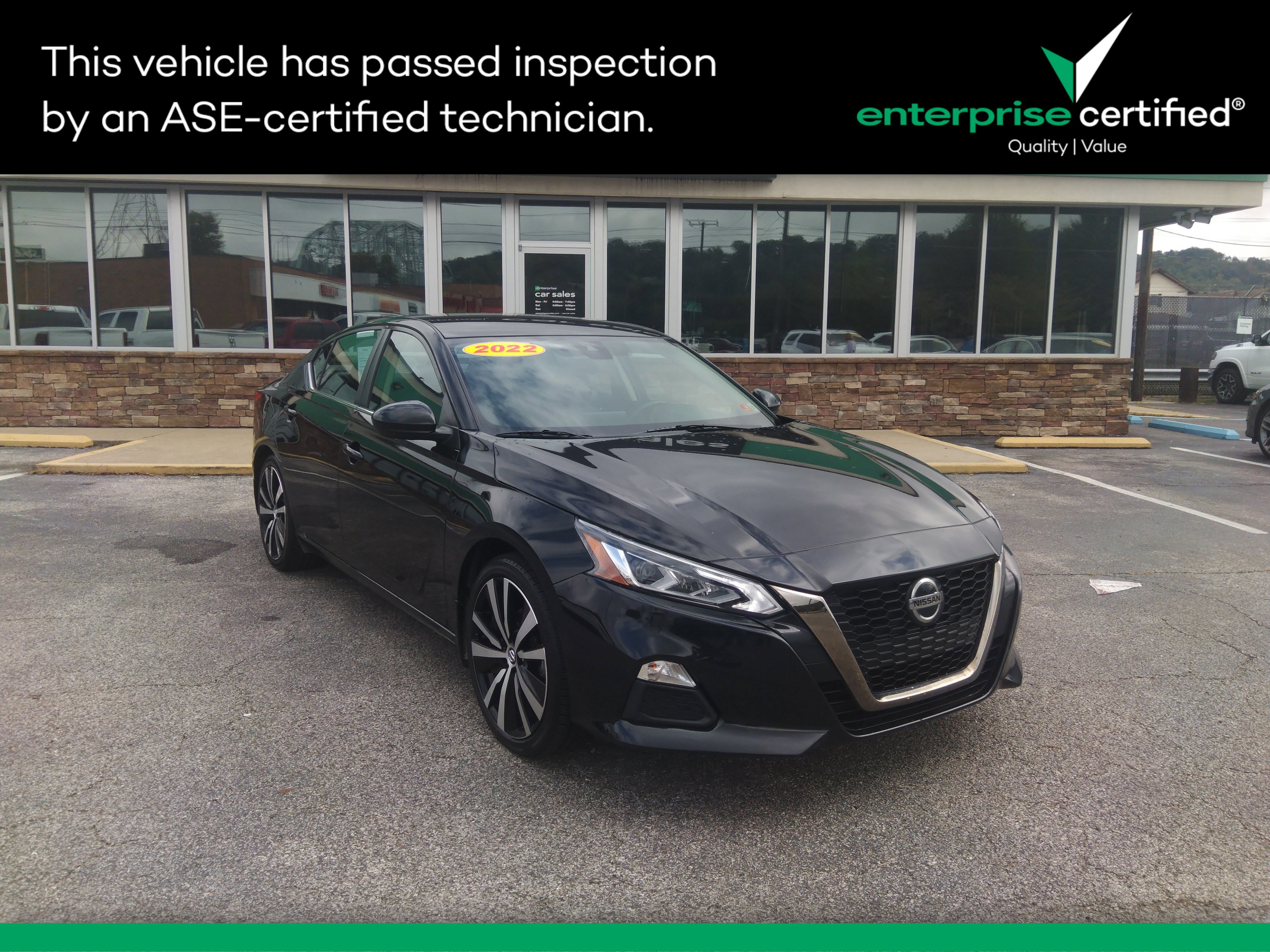 Used 2022 Nissan Altima 2.5 SR Sedan