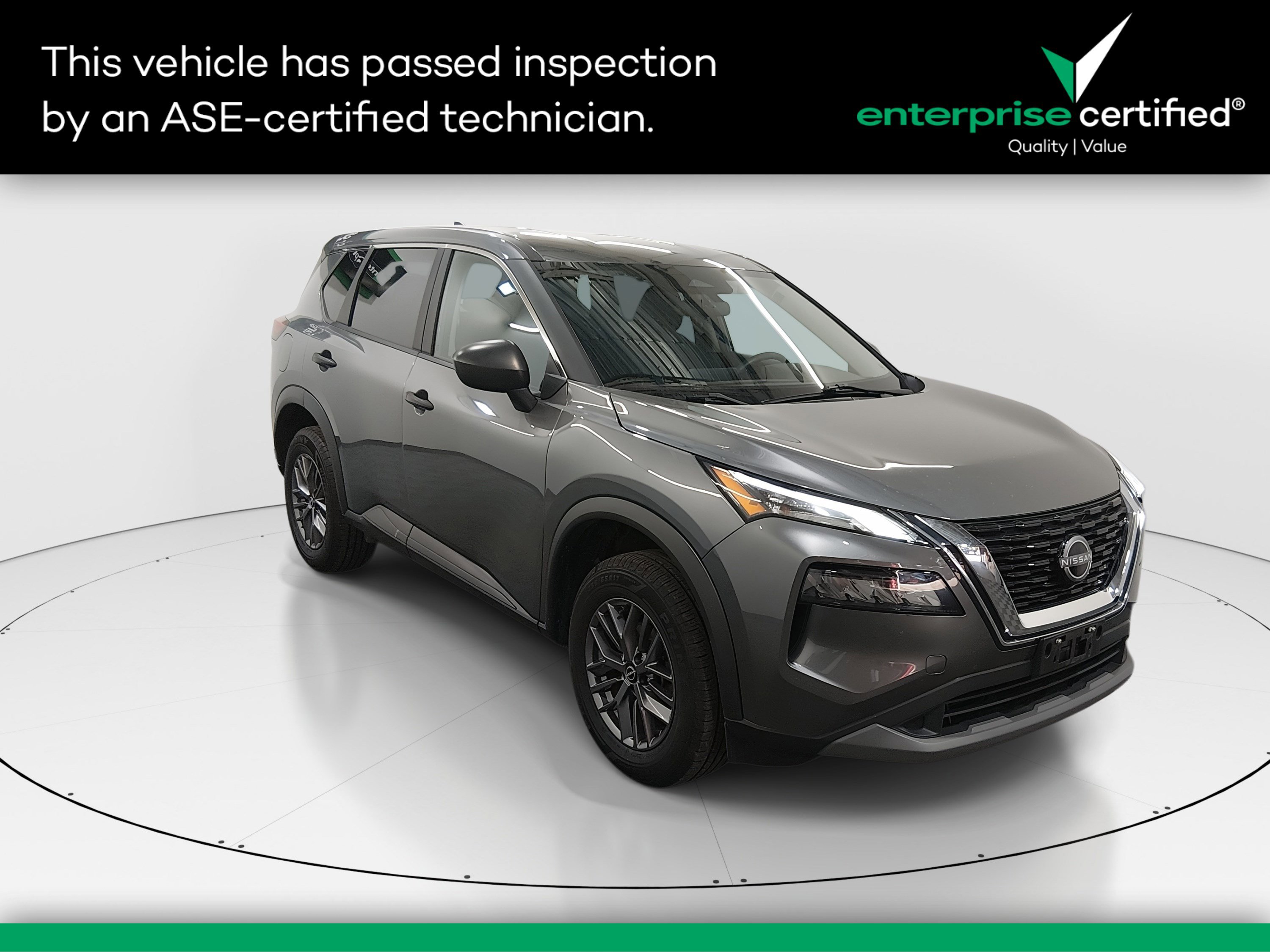 2023 Nissan Rogue S's photo