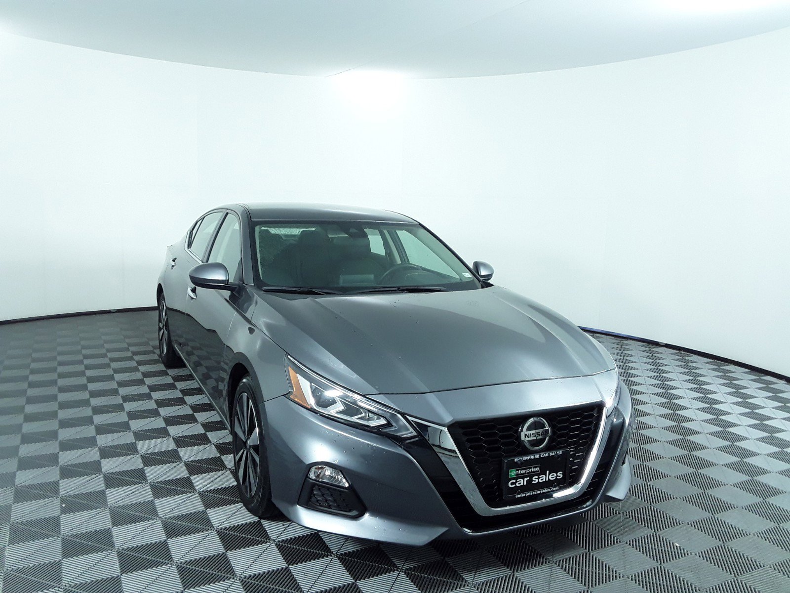 Used 2022 Nissan Altima 2.5 SV Sedan