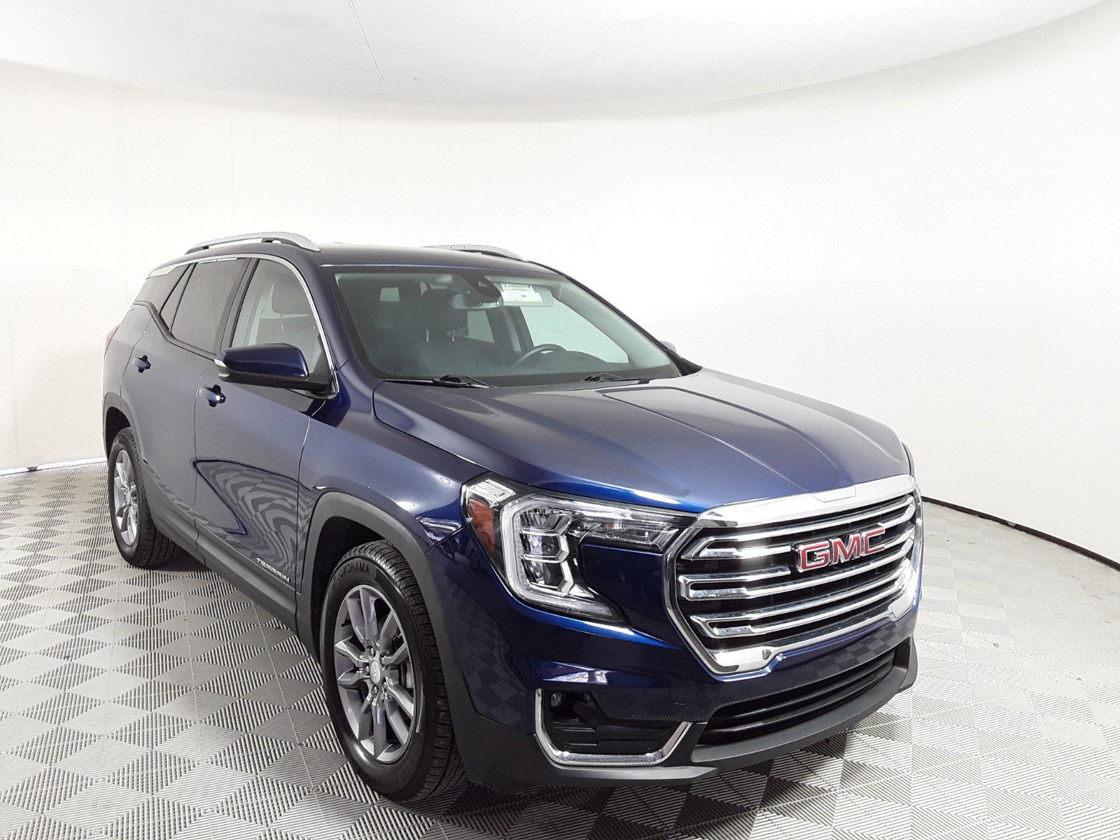 2023 GMC Terrain FWD 4dr SLT