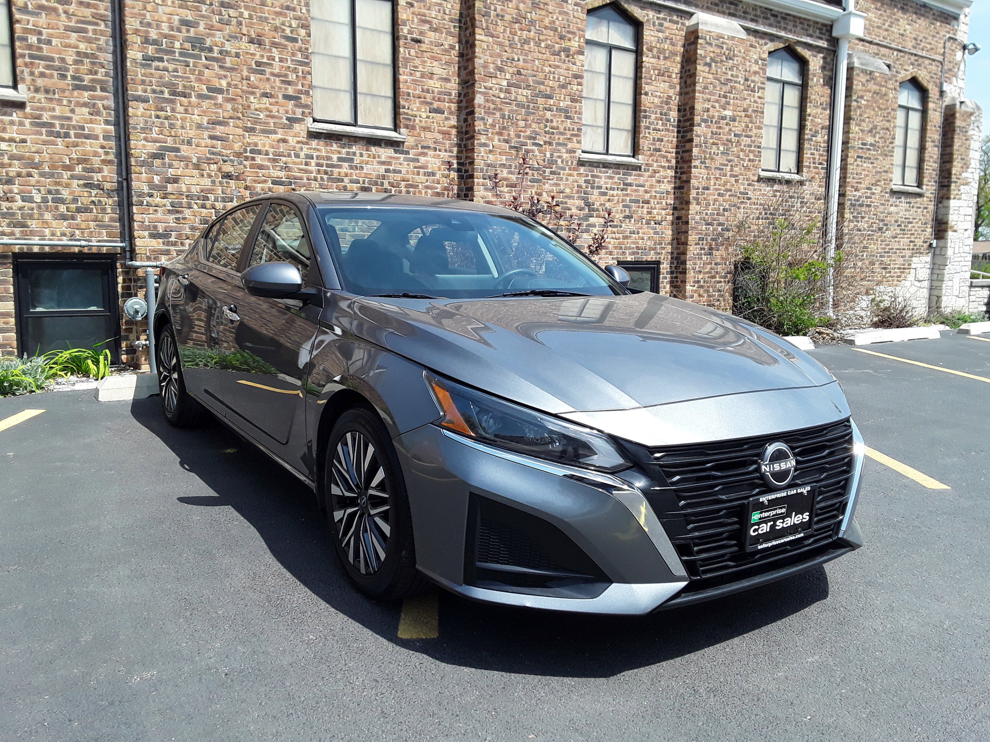 2023 Nissan Altima 2.5 SV Sedan