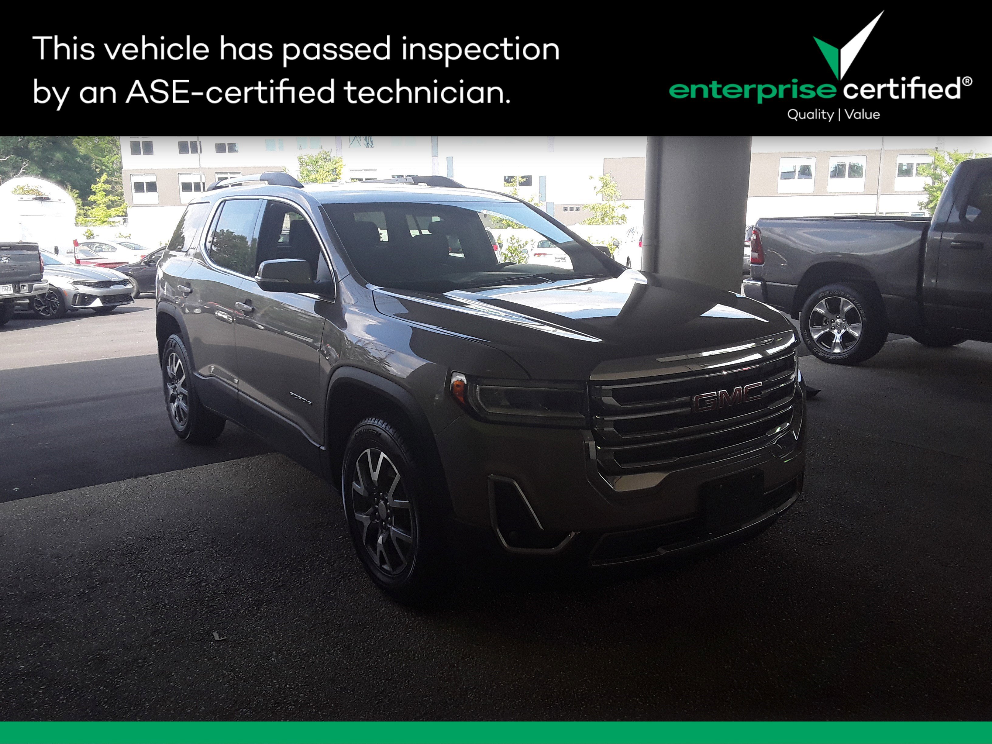2023 GMC Acadia FWD 4dr SLT