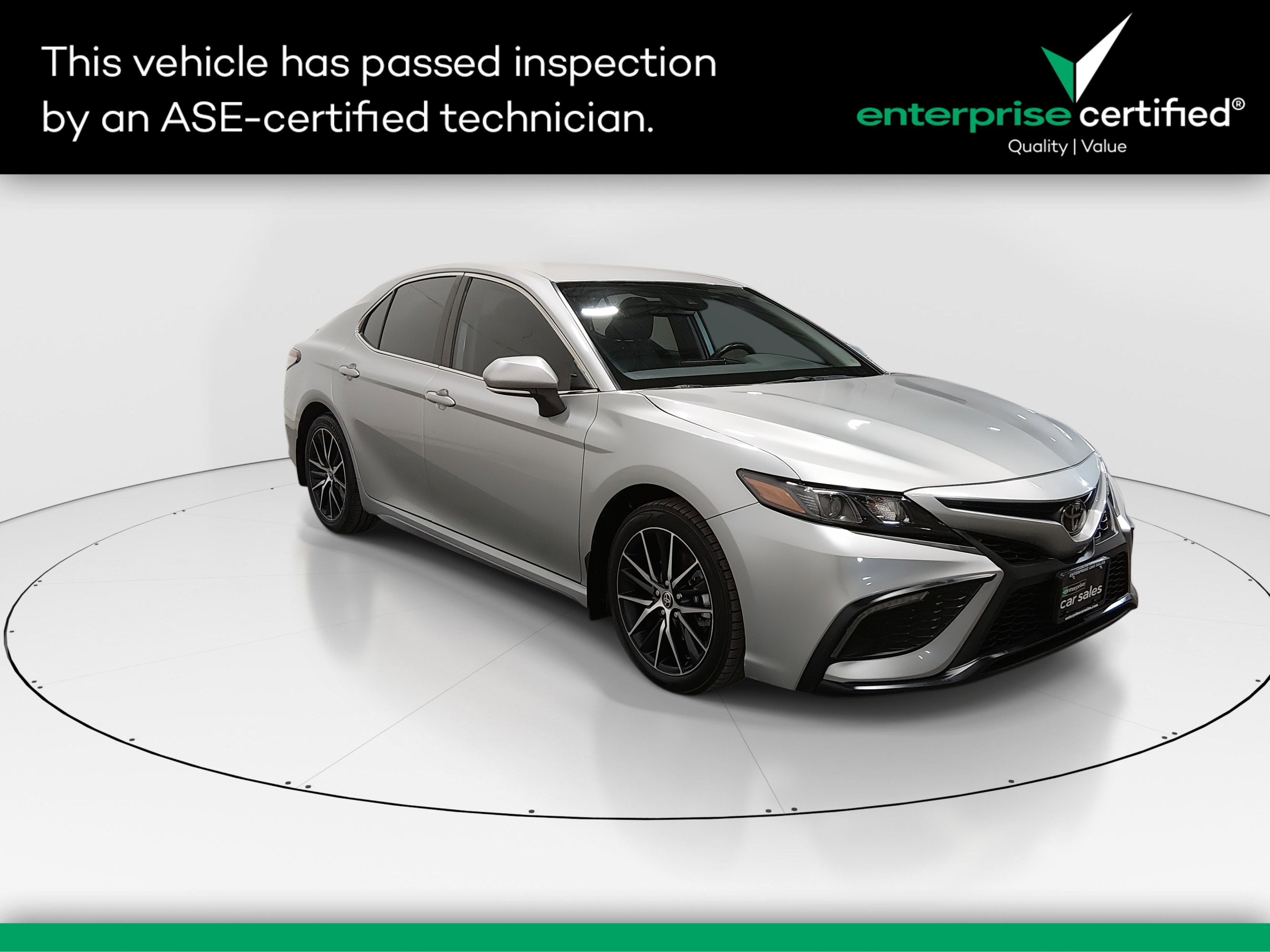 Used 2024 Toyota Camry SE Auto