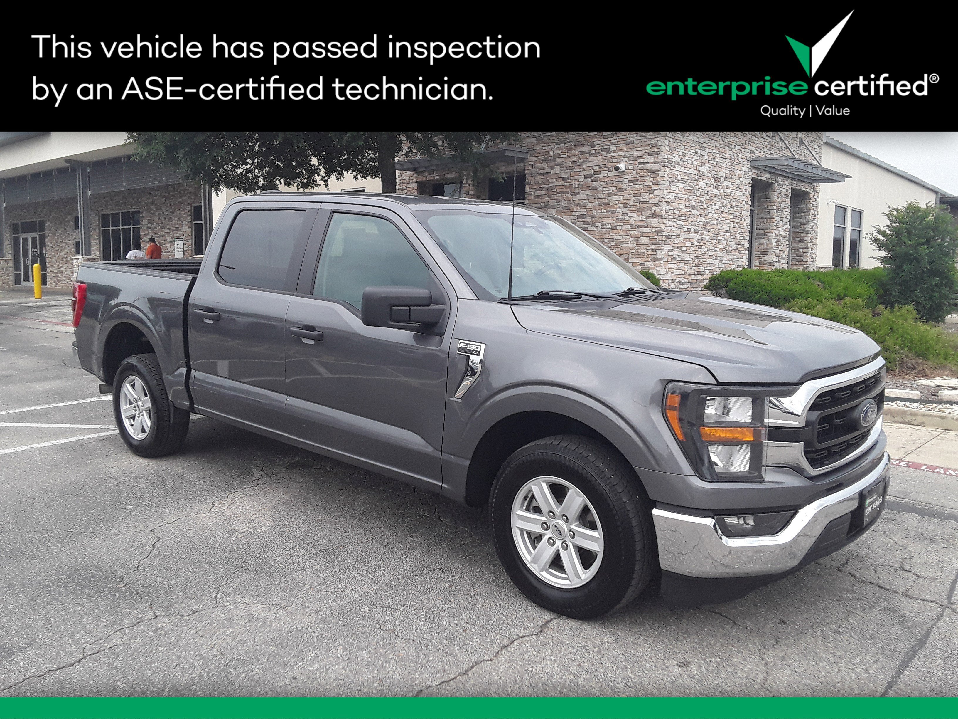 2023 Ford F-150 XL 2WD SuperCrew 5.5' Box