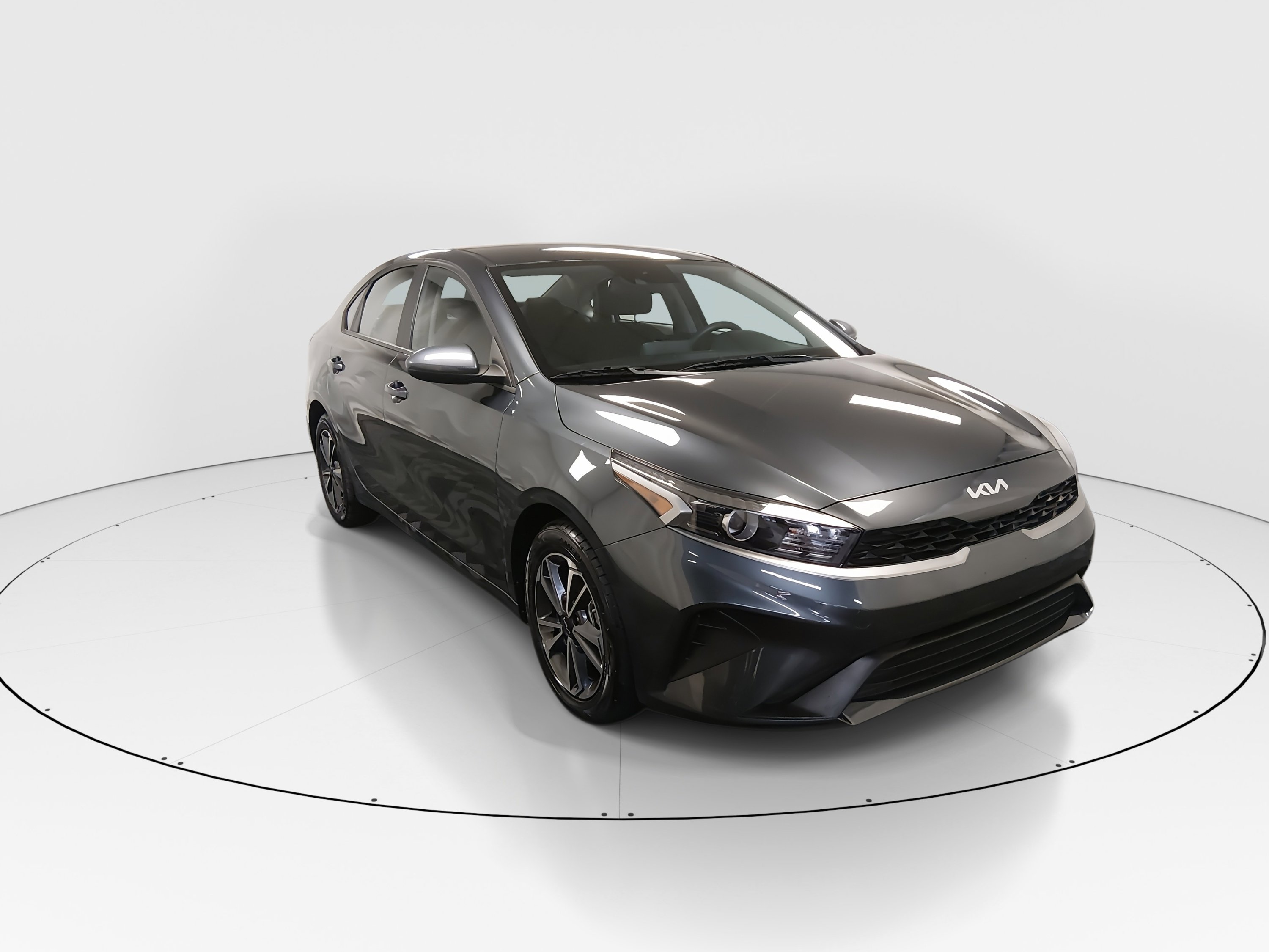 2023 Kia Forte LXS's photo