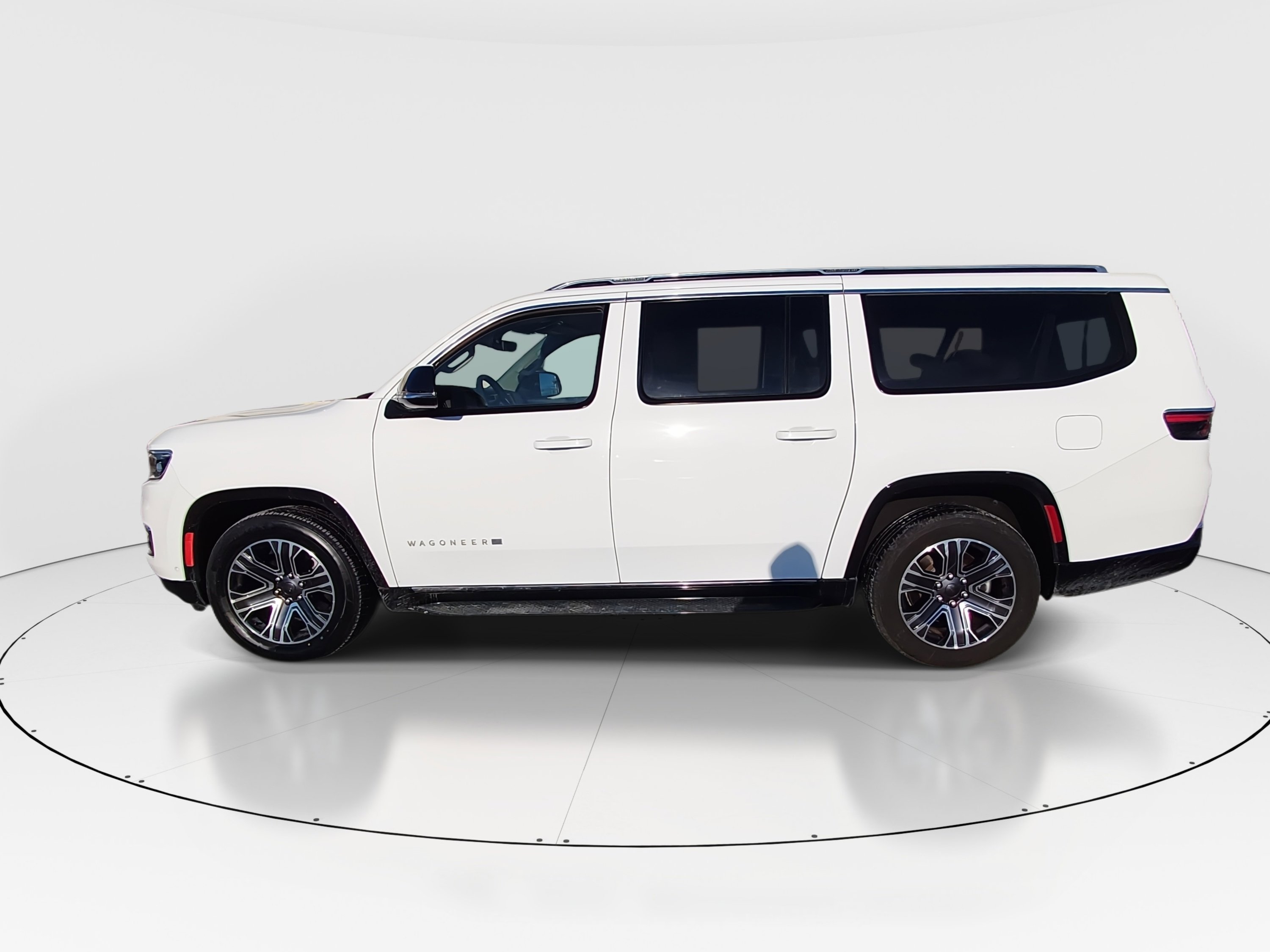 Image of Used 2024 Jeep Wagoneer L Series II 4x4