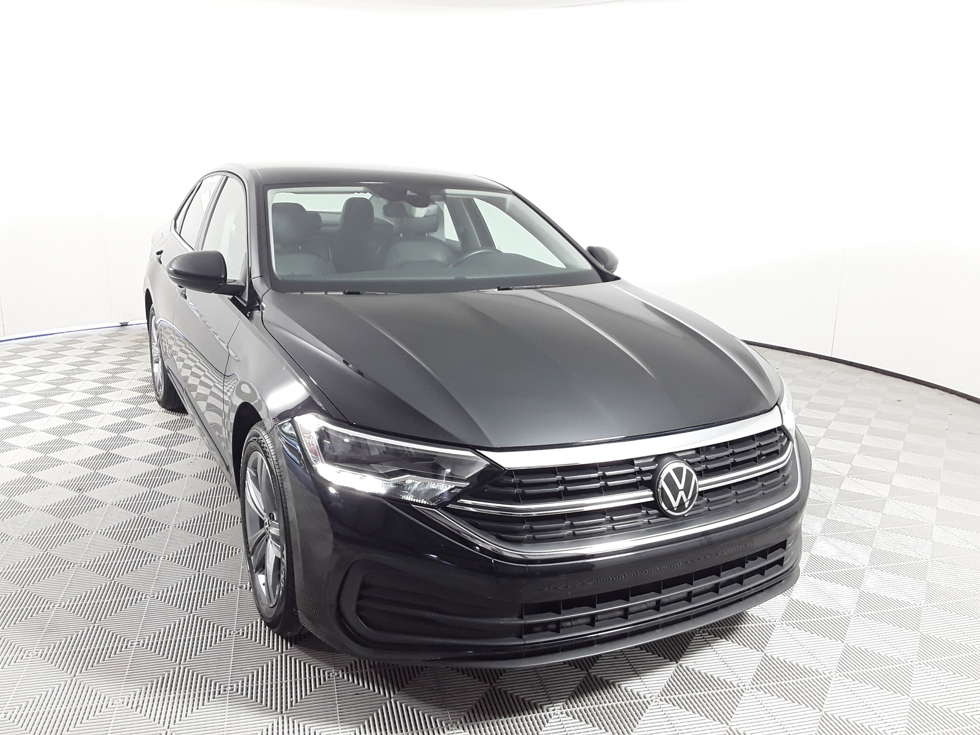 2024 Volkswagen Jetta SE Auto