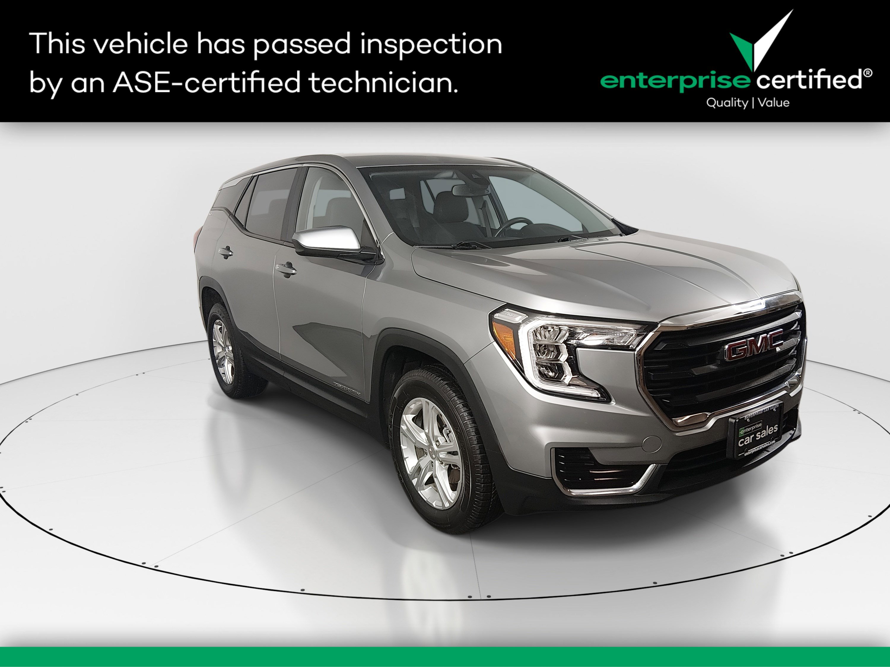 2024 GMC Terrain SLE's photo