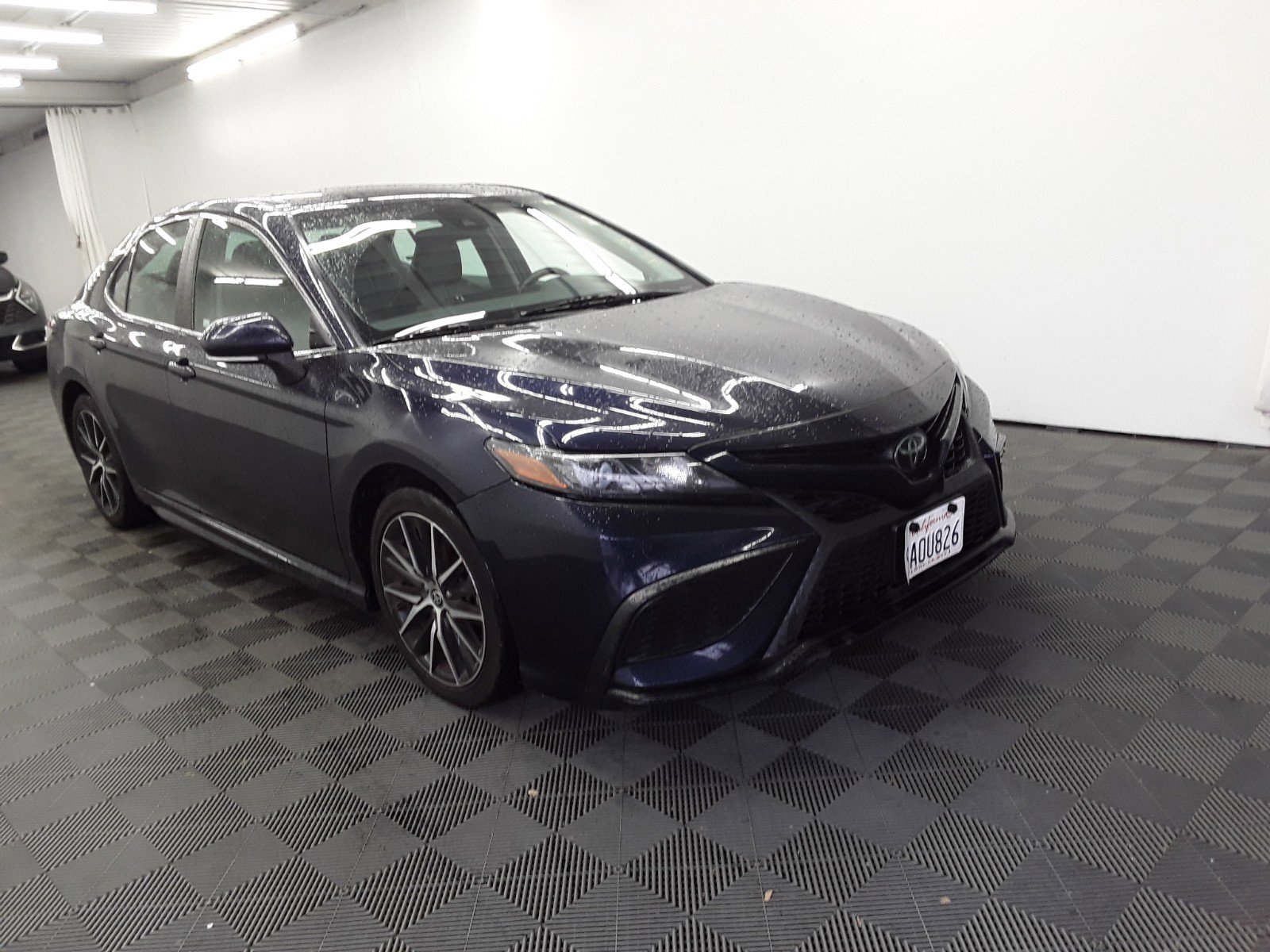 2022 Toyota Camry SE Auto