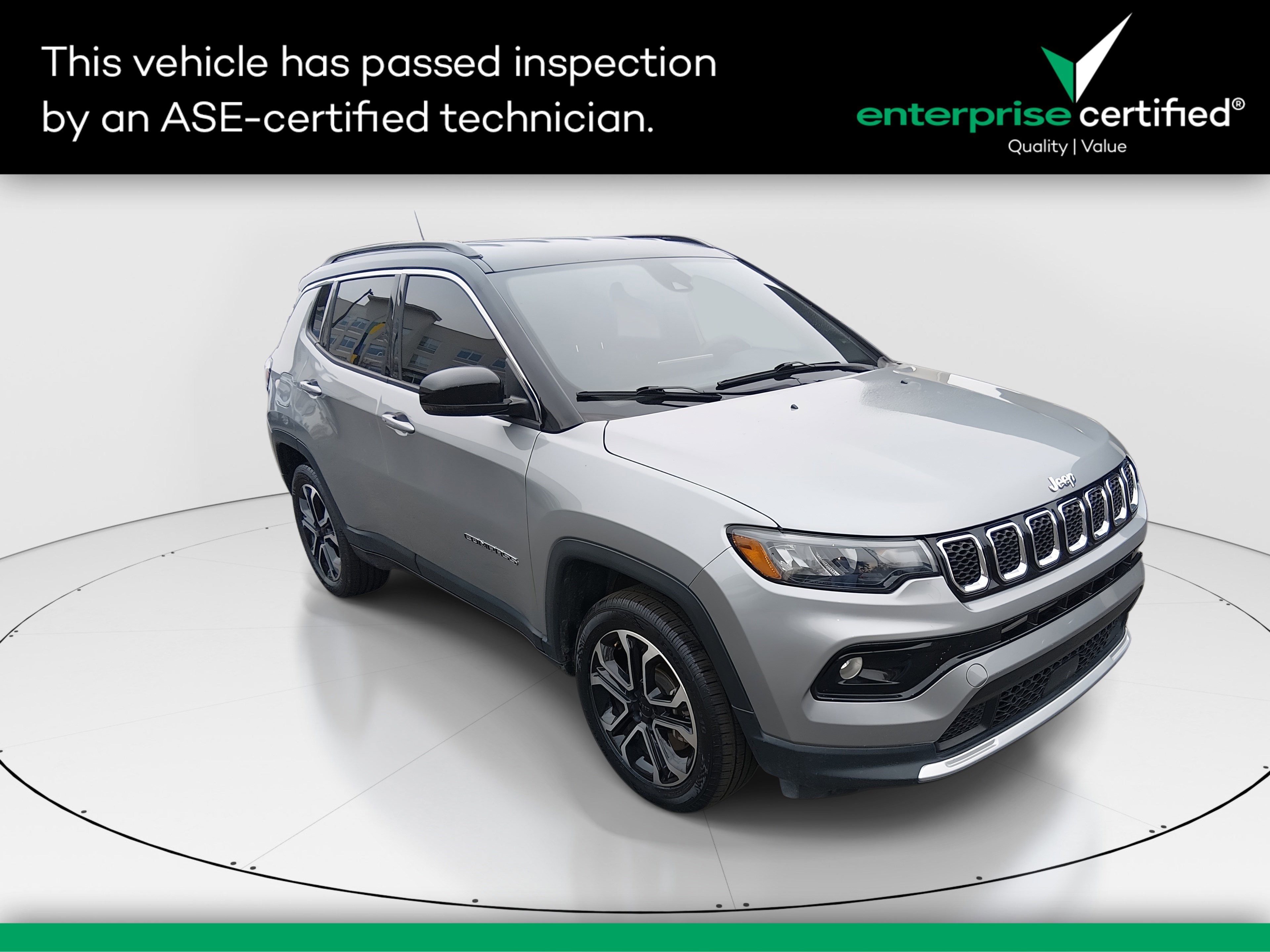 2023 Jeep Compass Limited's photo