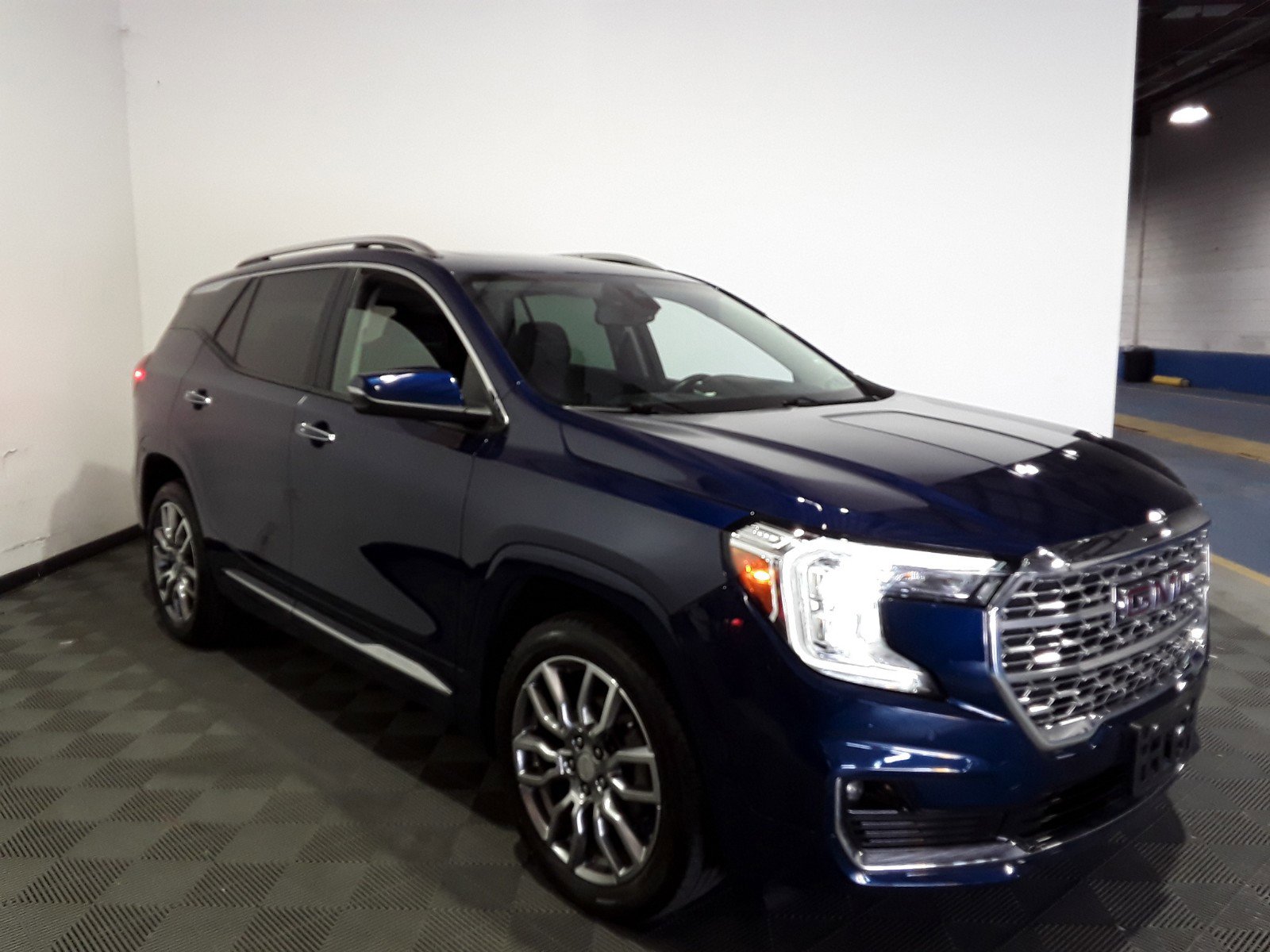 2022 GMC Terrain Denali AWD 4dr