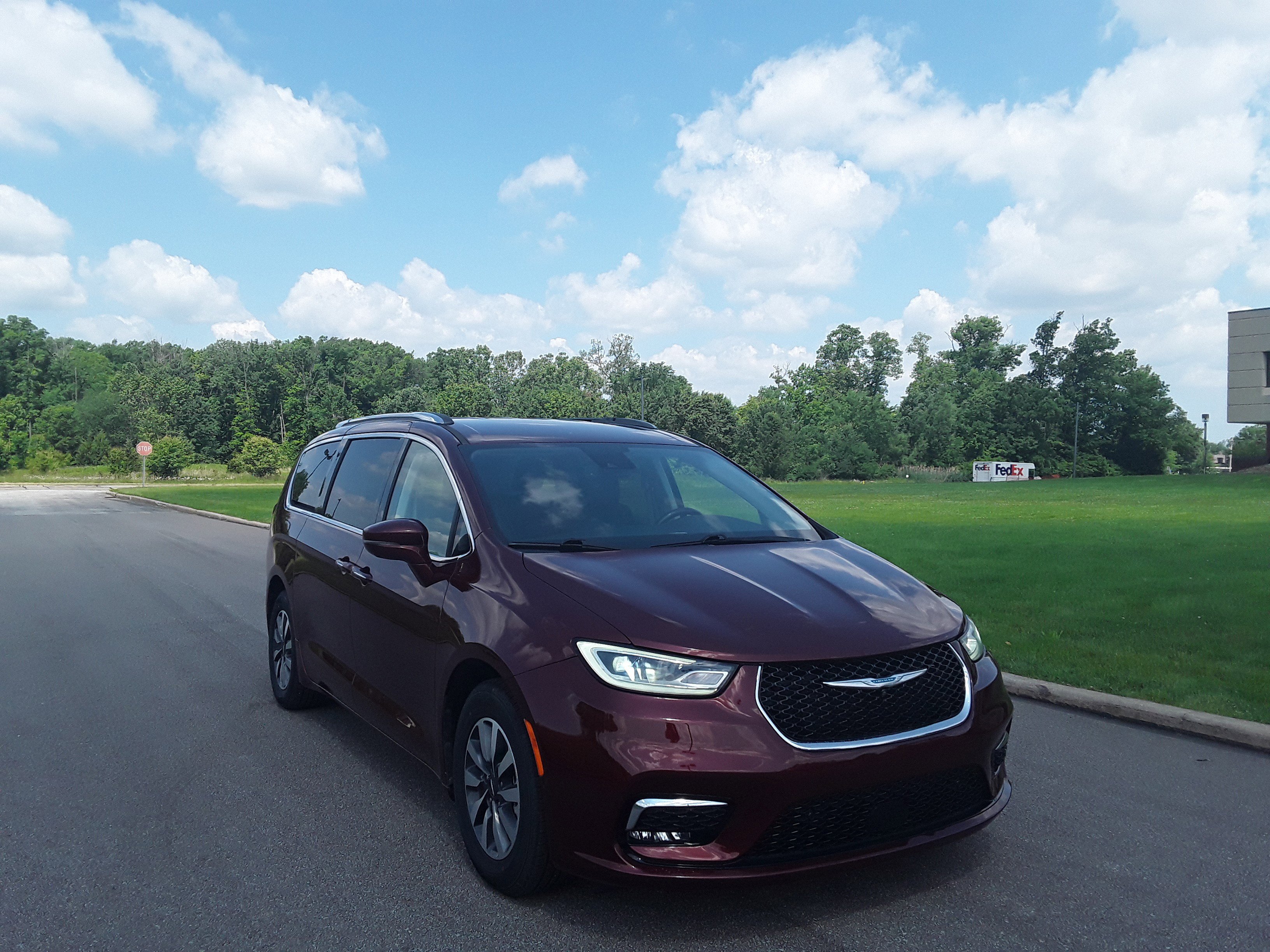 2021 Chrysler Pacifica Hybrid Touring L FWD