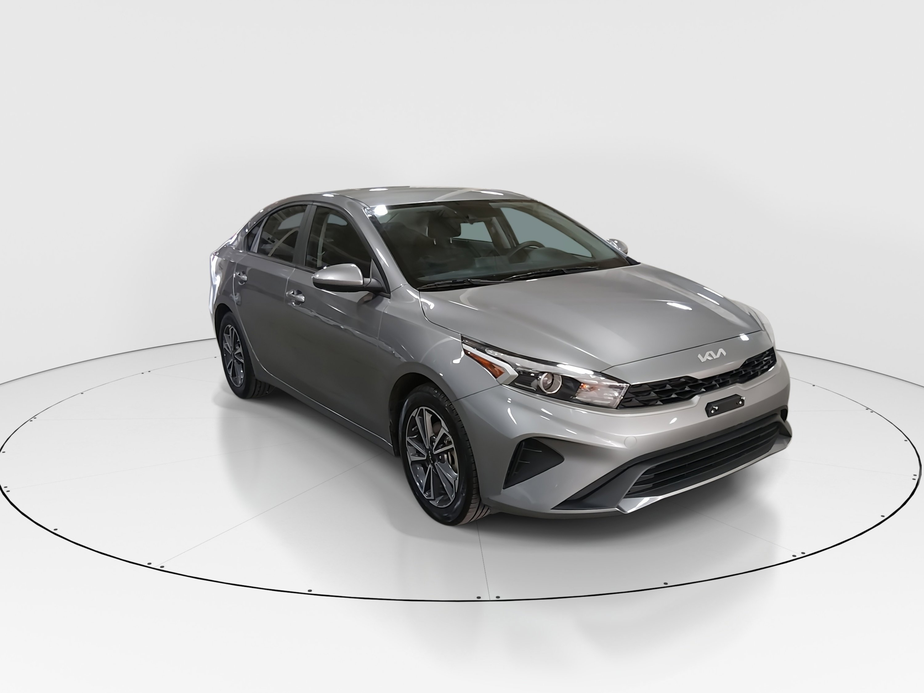 2023 Kia Forte LXS's photo
