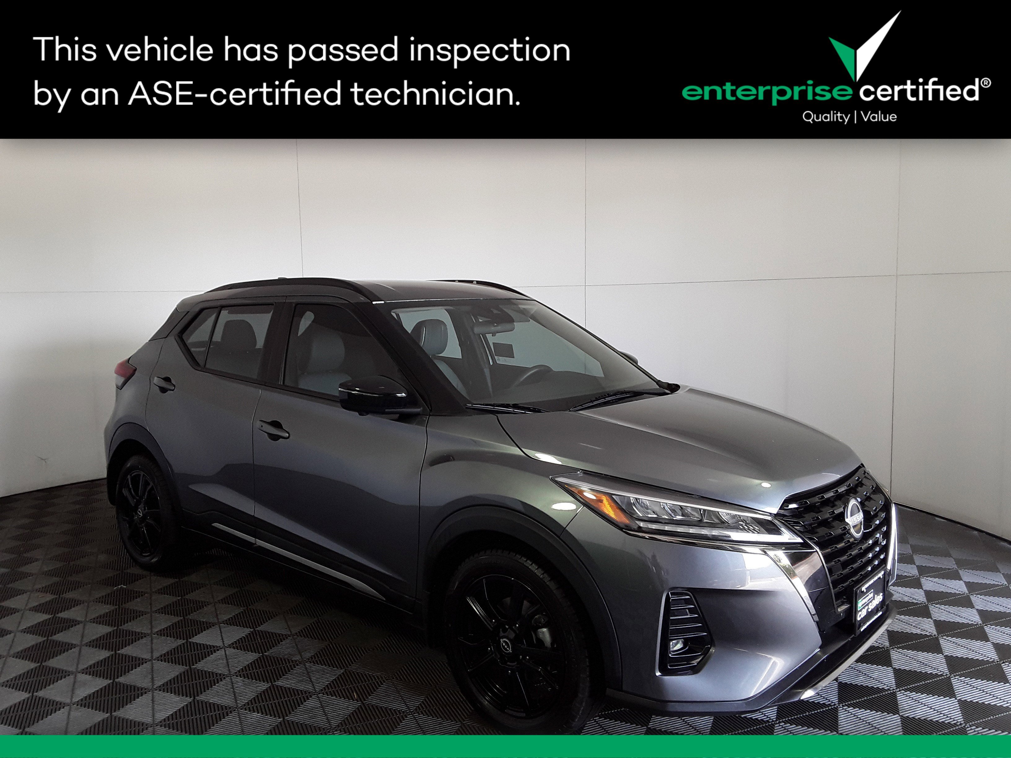 Used 2023 Nissan Kicks SR FWD