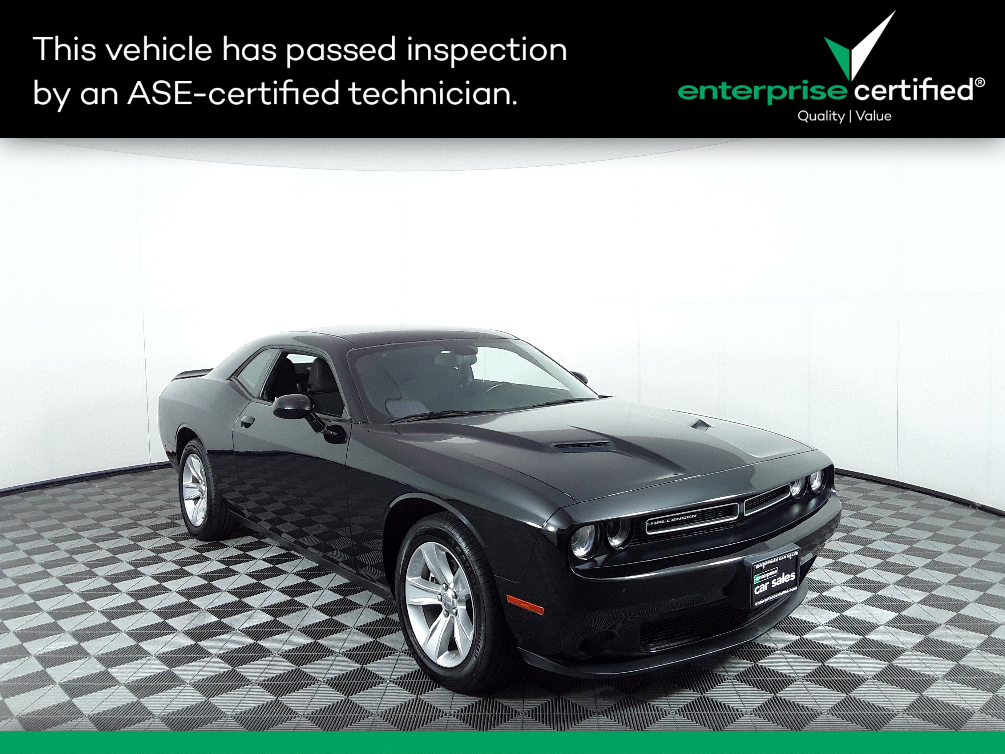 2023 Dodge Challenger SXT RWD