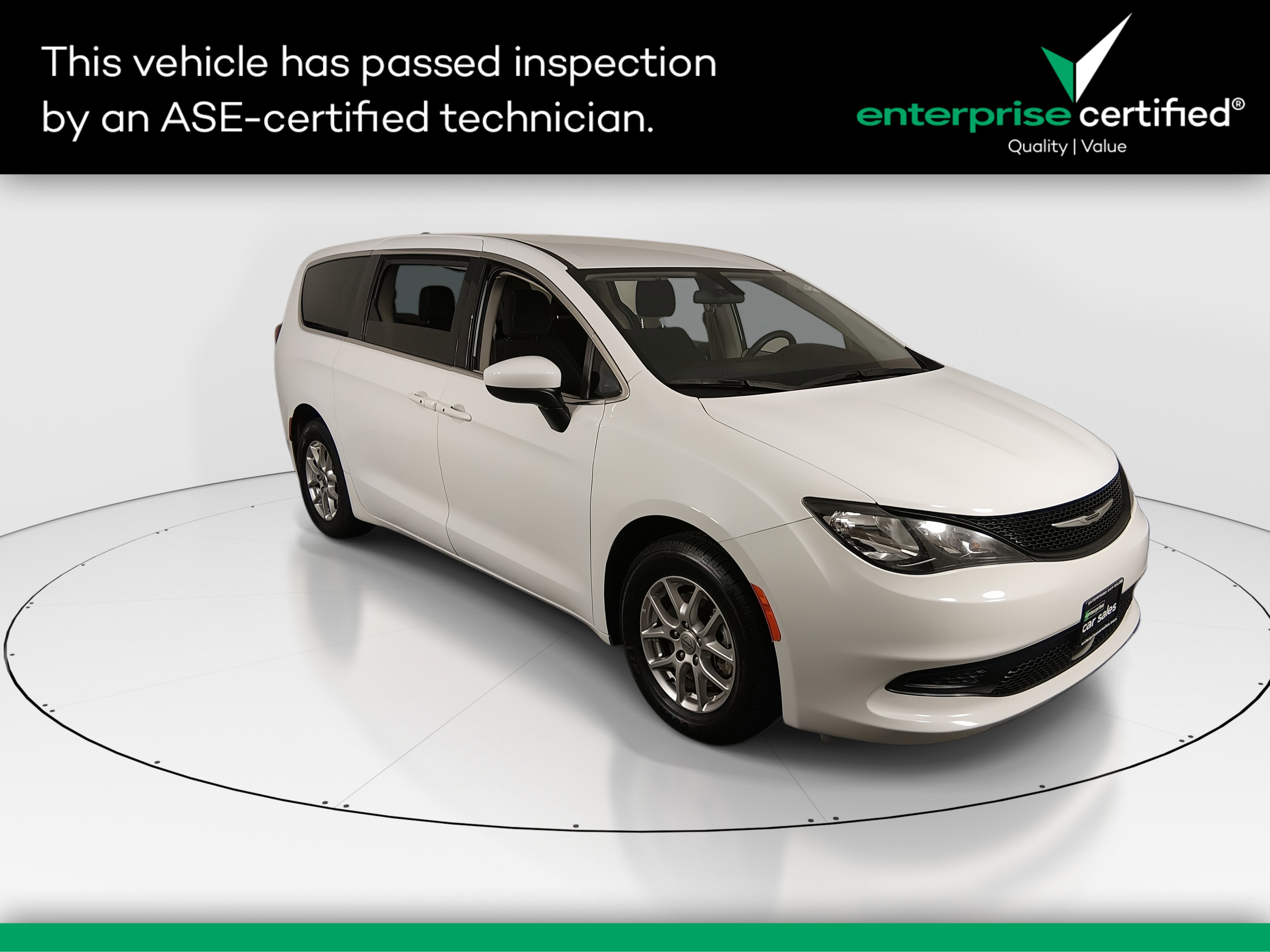 Used 2022 Chrysler Voyager LX FWD