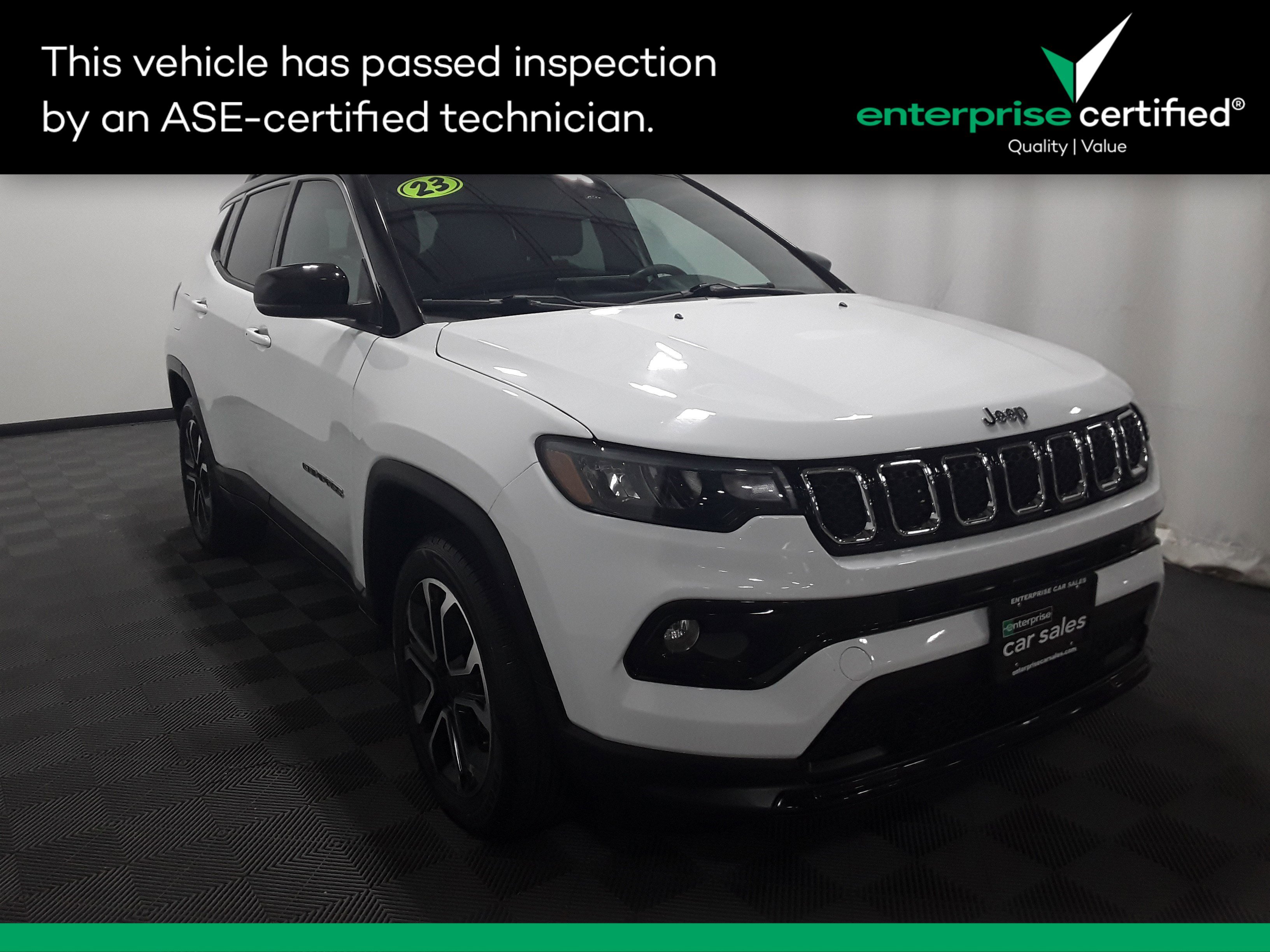 2023 Jeep Compass Limited's photo