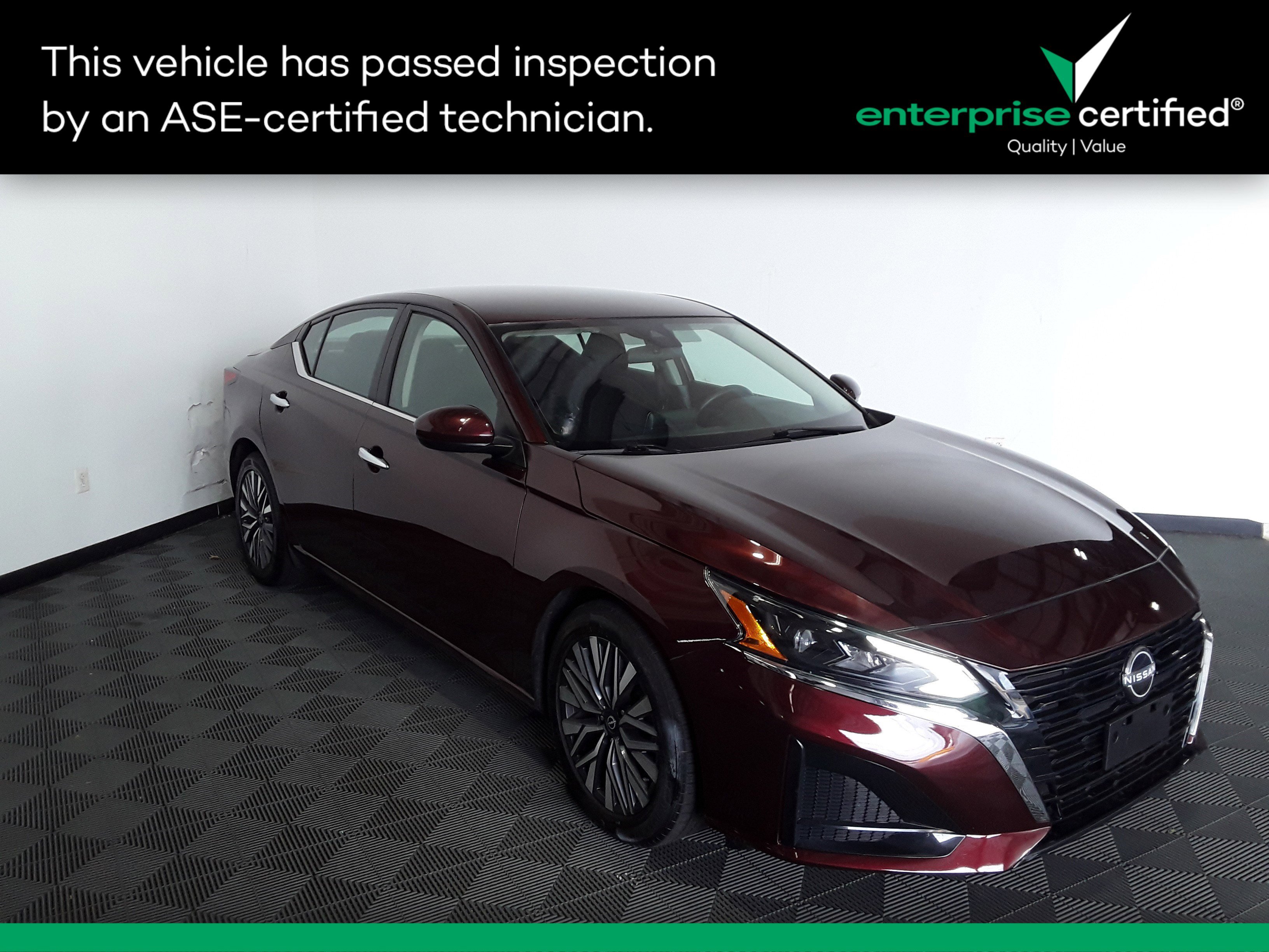 Used 2023 Nissan Altima 2.5 SV Sedan