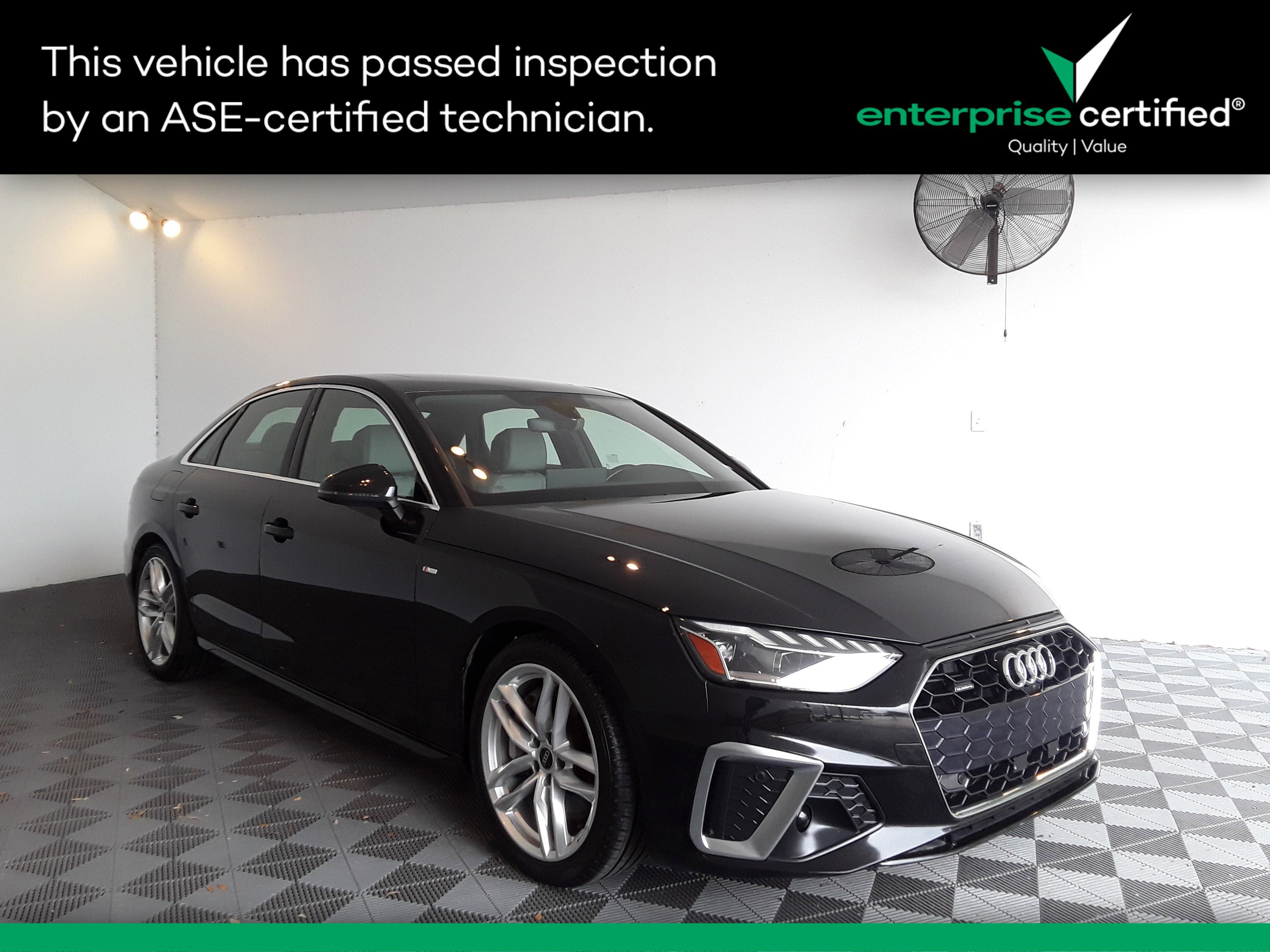 2023 Audi A4 Sedan S line Premium Plus 45 TFSI quattro