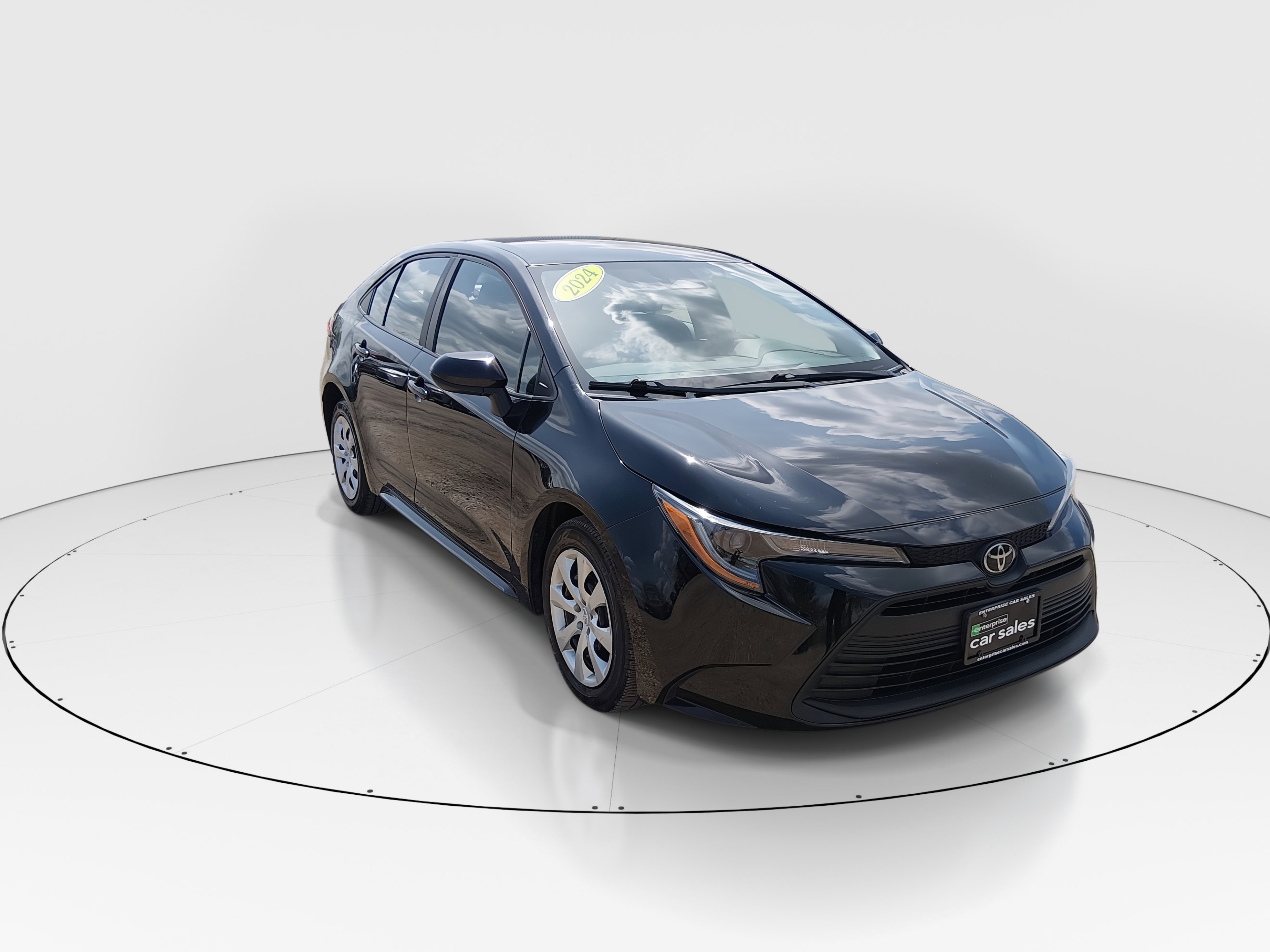 Used 2024 Toyota Corolla LE CVT