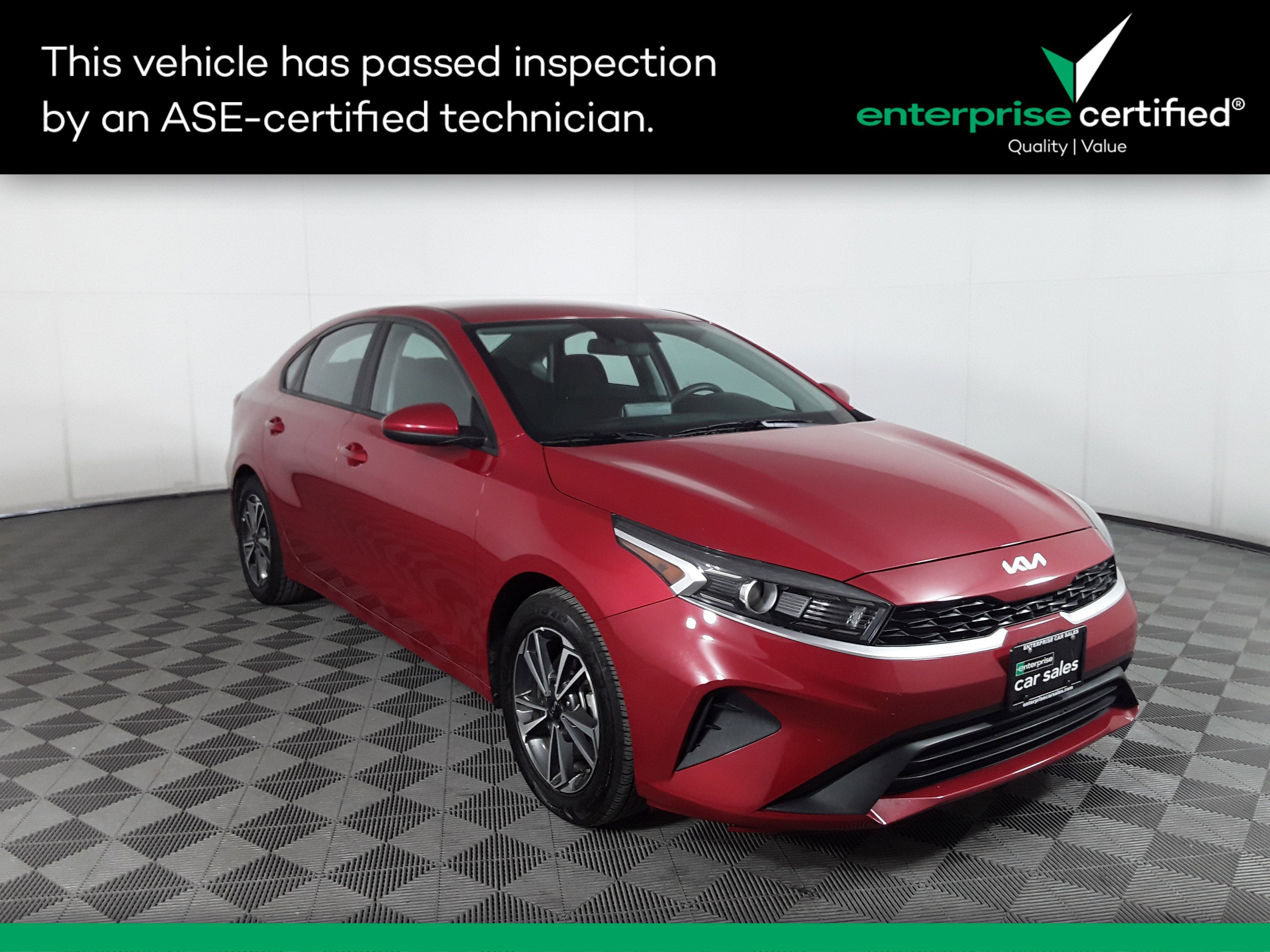 Used 2023 Kia Forte LXS IVT