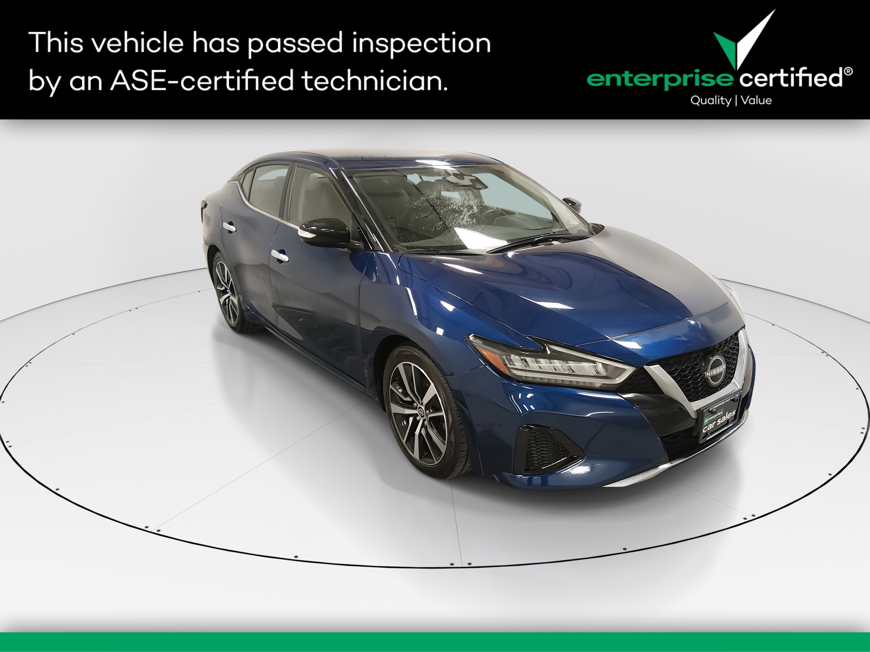 2023 Nissan Maxima SV's photo