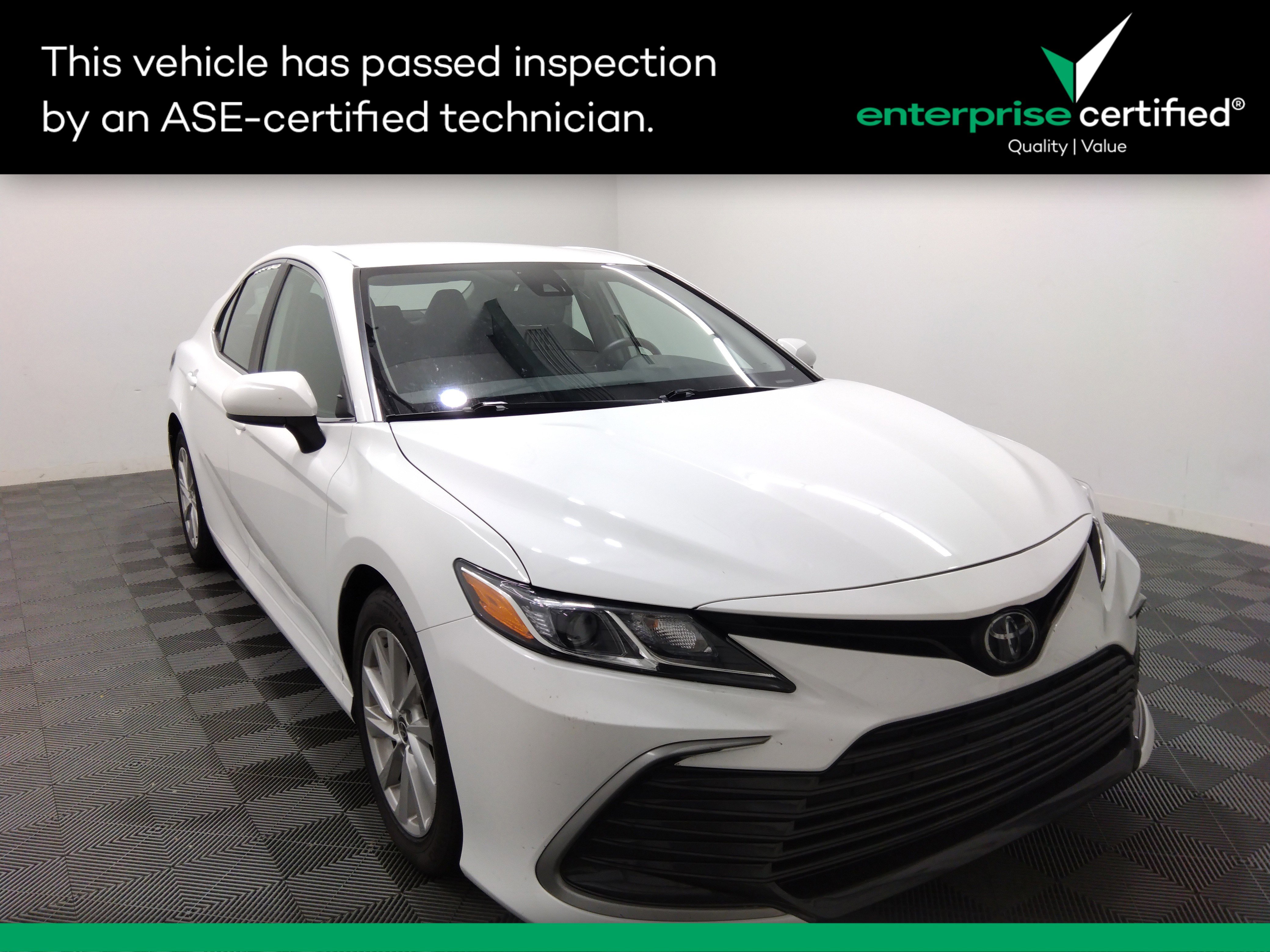 2023 Toyota Camry LE Auto