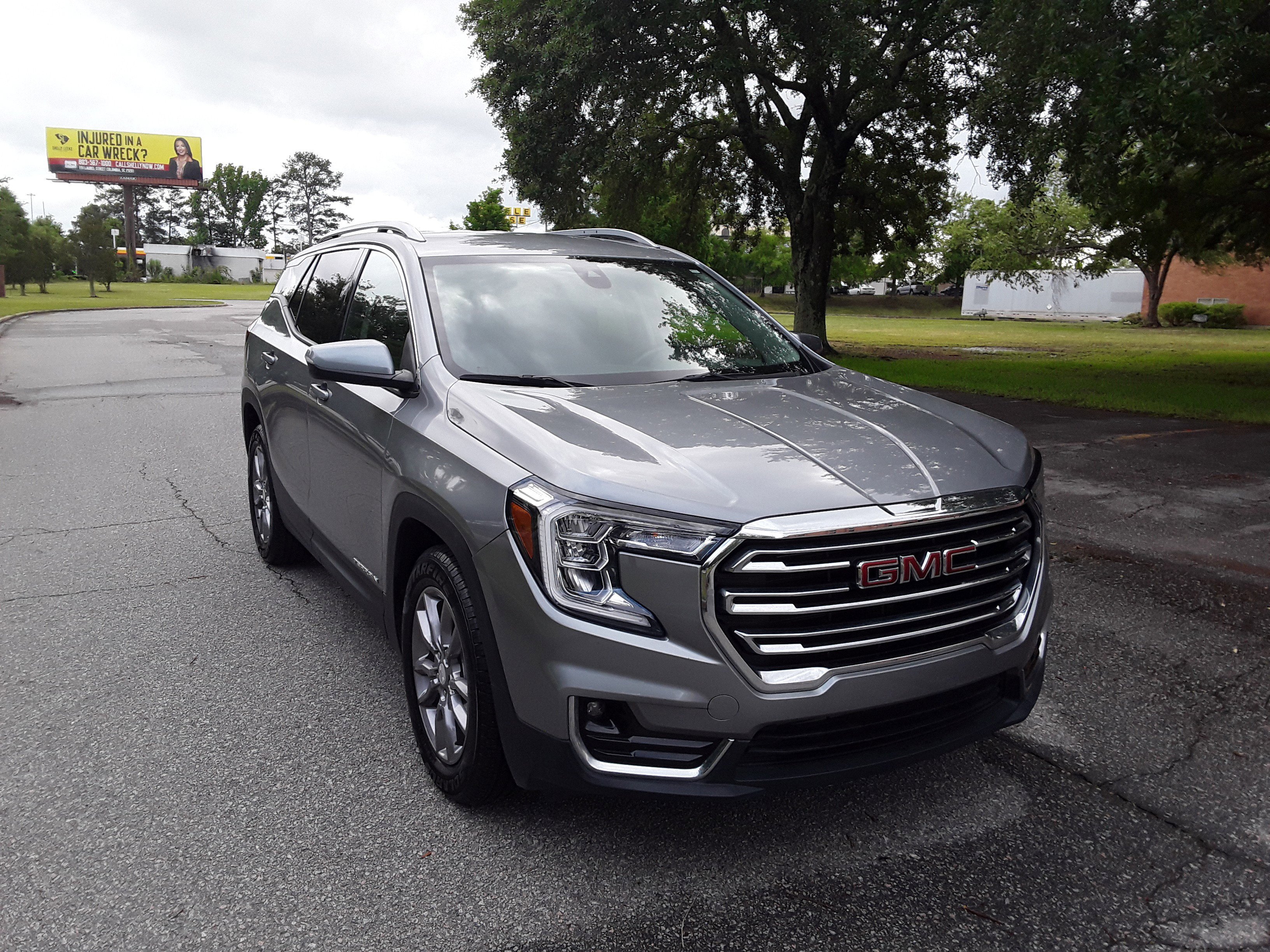 Image 3 of Used 2023 GMC Terrain SLT FWD 4dr