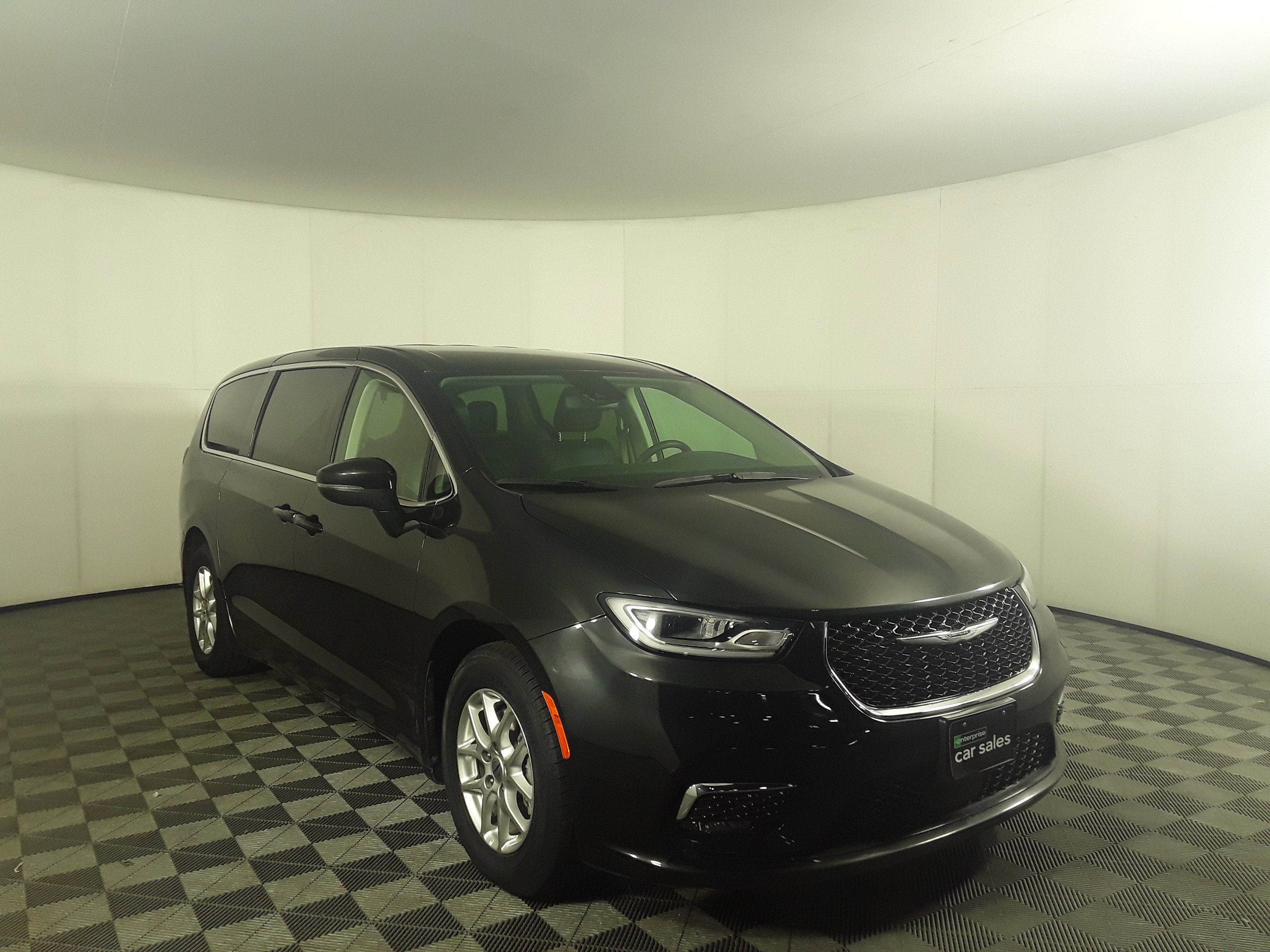 2023 Chrysler Pacifica Touring L FWD