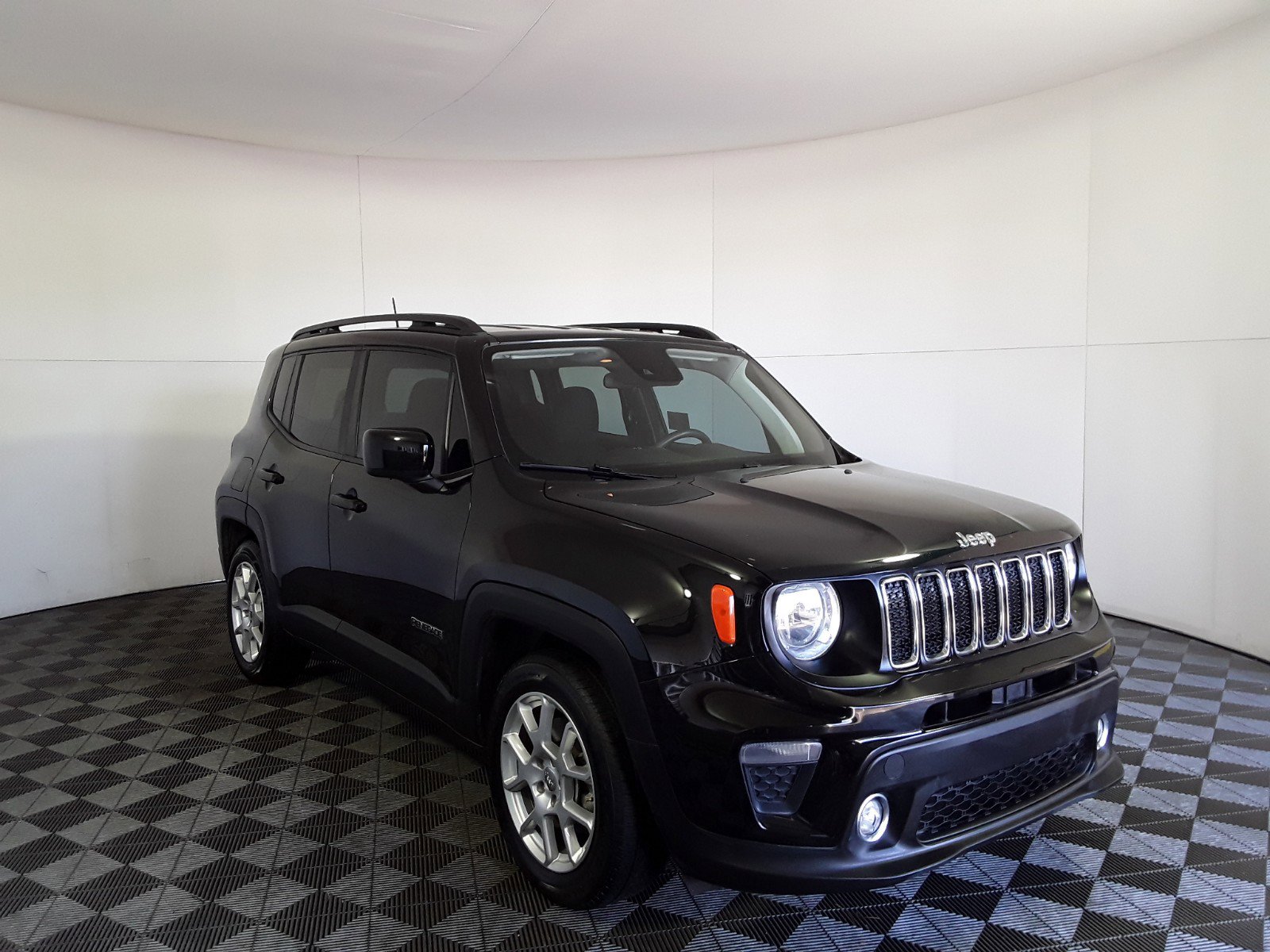 2021 Jeep Renegade Latitude FWD